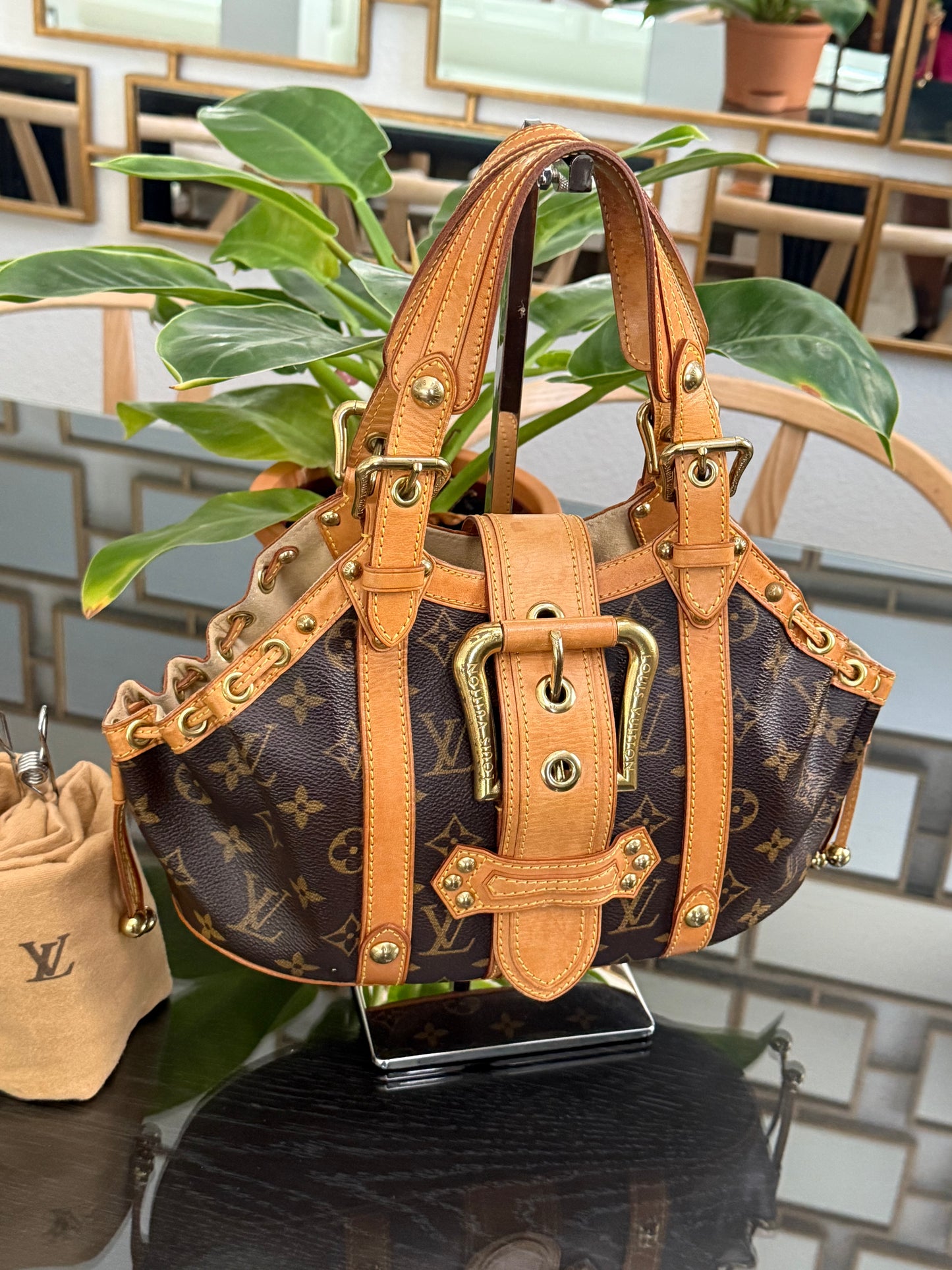 Theda GM in Monogram with Dustbag 🗓️ Year: 2004