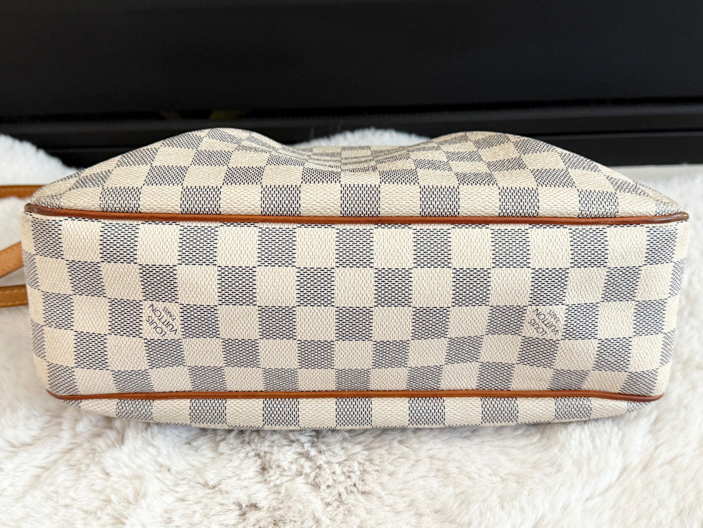 Siracusa PM Crossbody - Year 2012