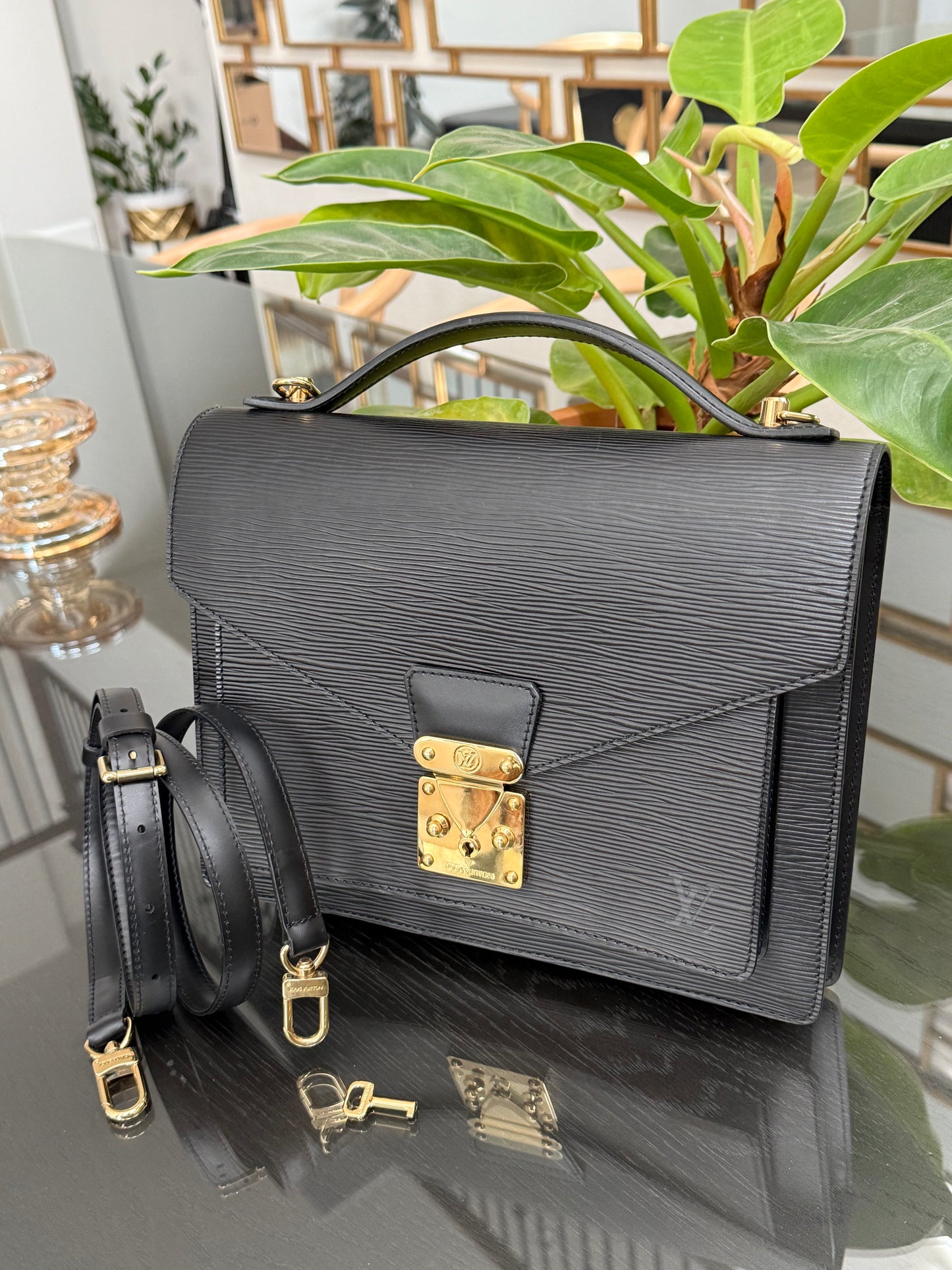 Epi Black Monceau 28 Crossbody 2 Way Bag - 📅 Year: 1997