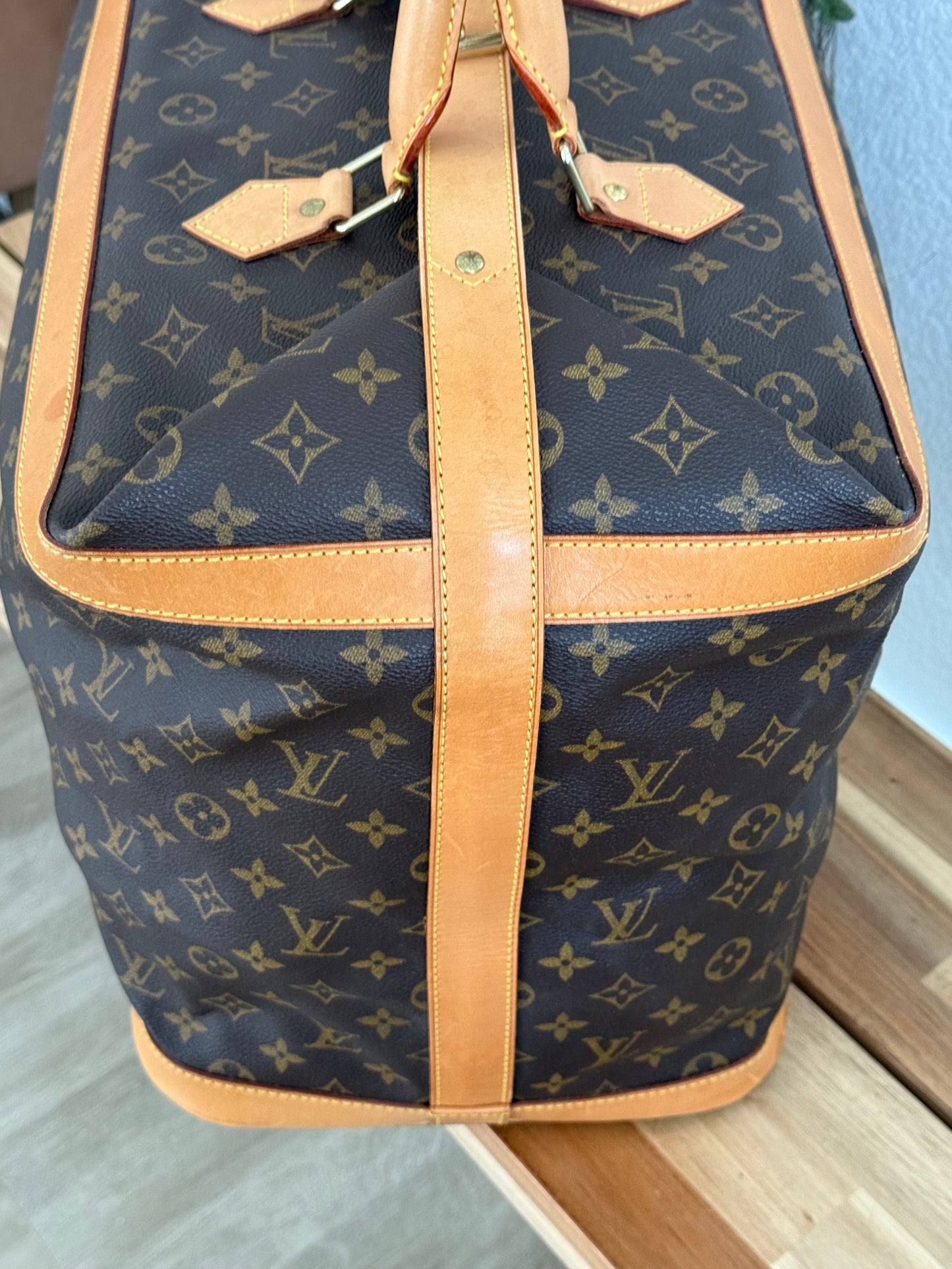 Cruiser 45 with Luggage tag and poignet ποΈ Year: 1999