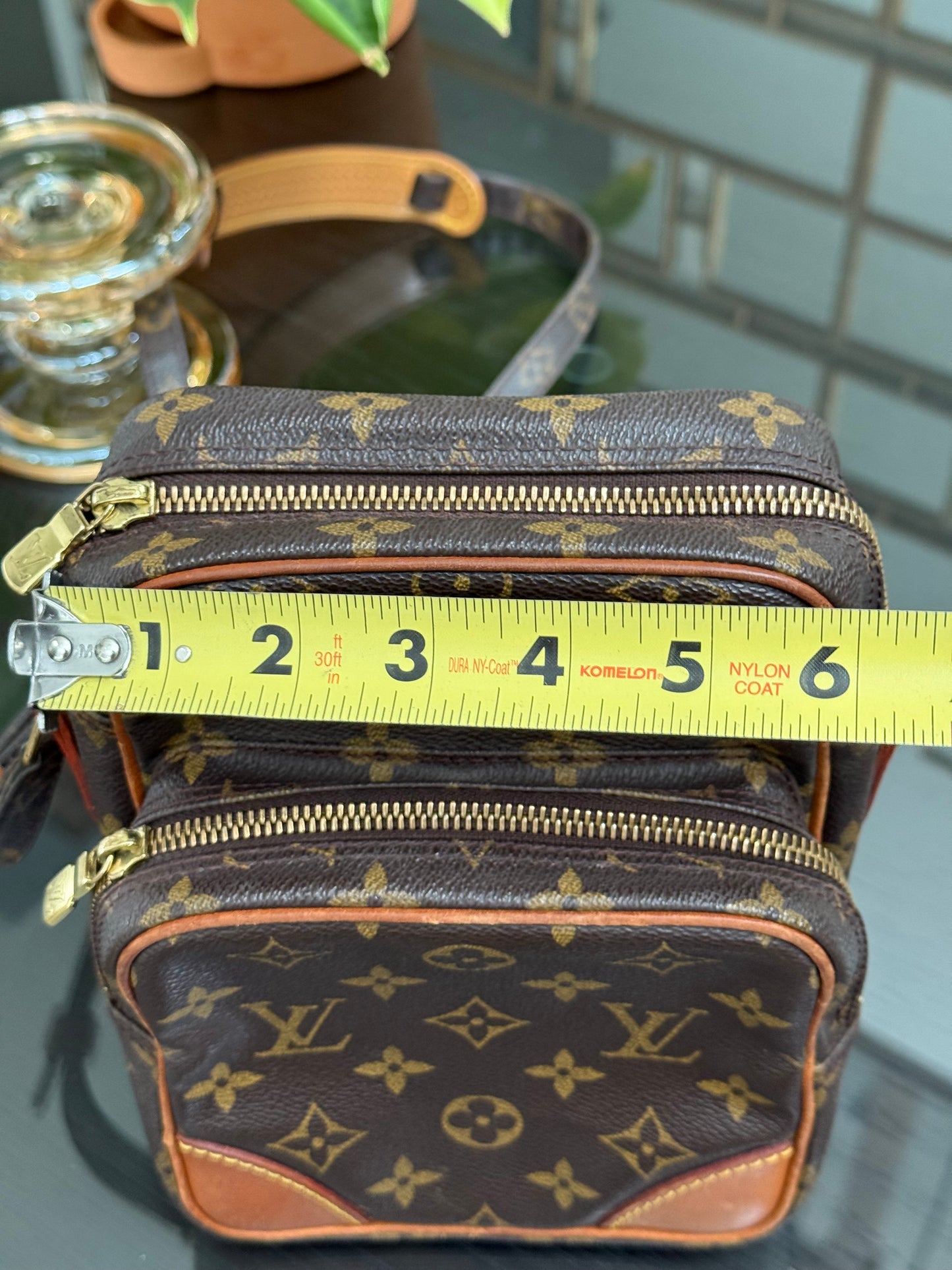 Amazon Crossbody Bag -Year: 1999