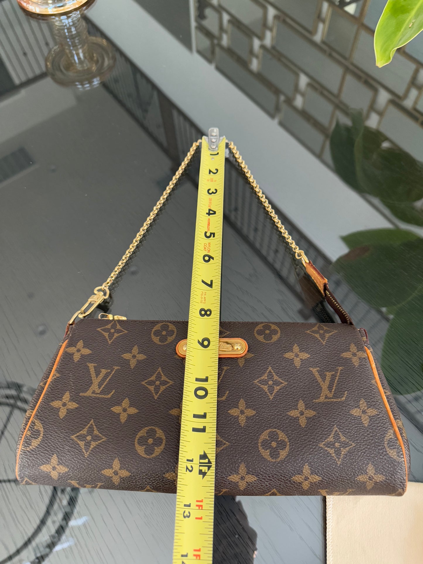 Eva Clutch with Insert Organizer and Dustbag🗓️ Year: 2011