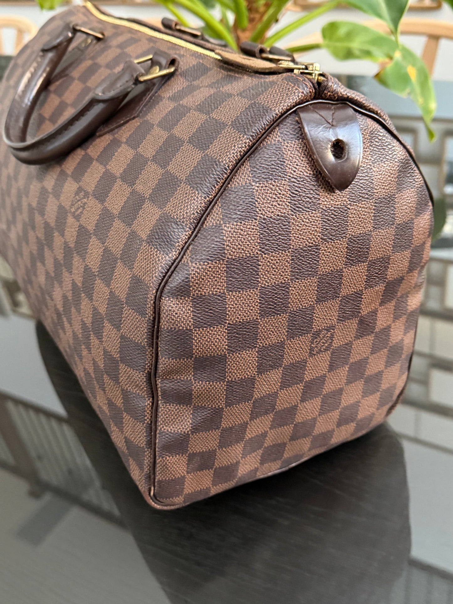 Speedy 35 with π Lock, Key, Dustbag and Insert Organizer-π
Year: 2012
