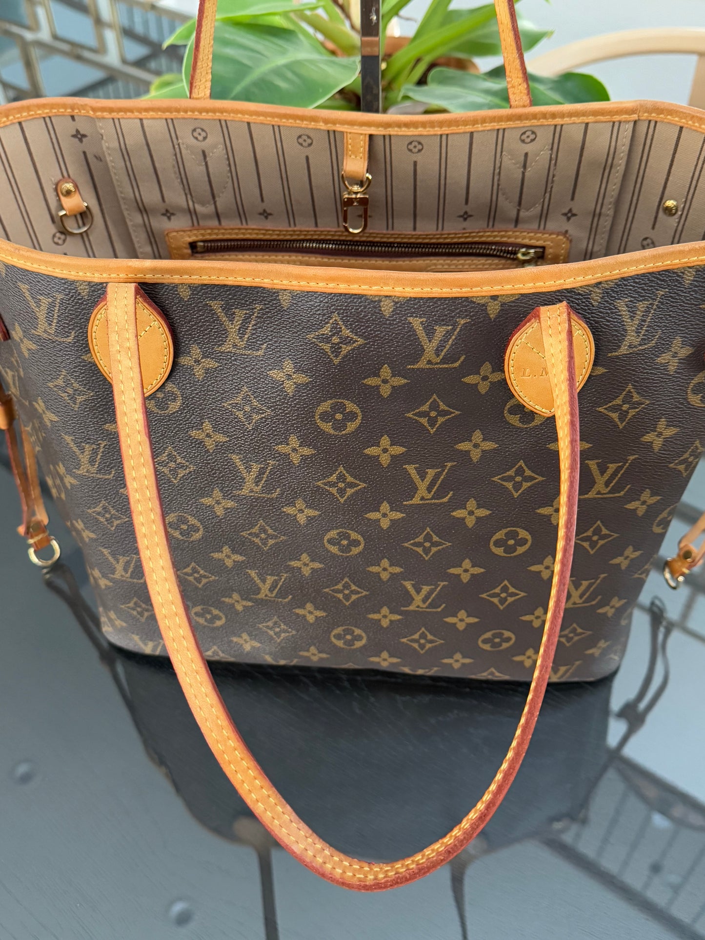 Neverfull MM with Dustbag and Insert Organizer -๐๏ธ Year: 2011