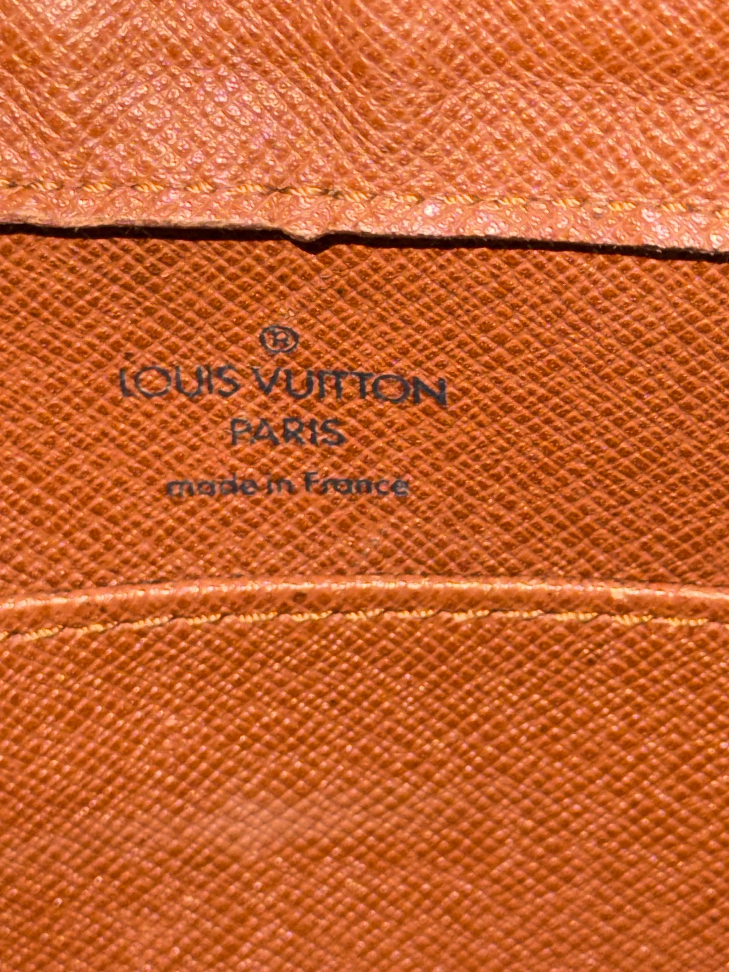 Orsay Clutch
๐๏ธ Year: 1993