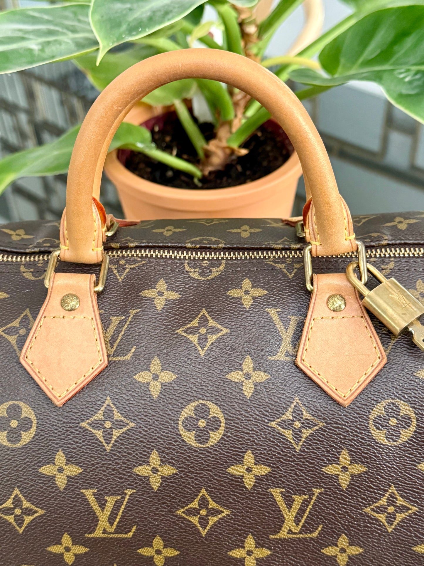 Speedy 35 with Lock π and π Key -ποΈ Year: 2011