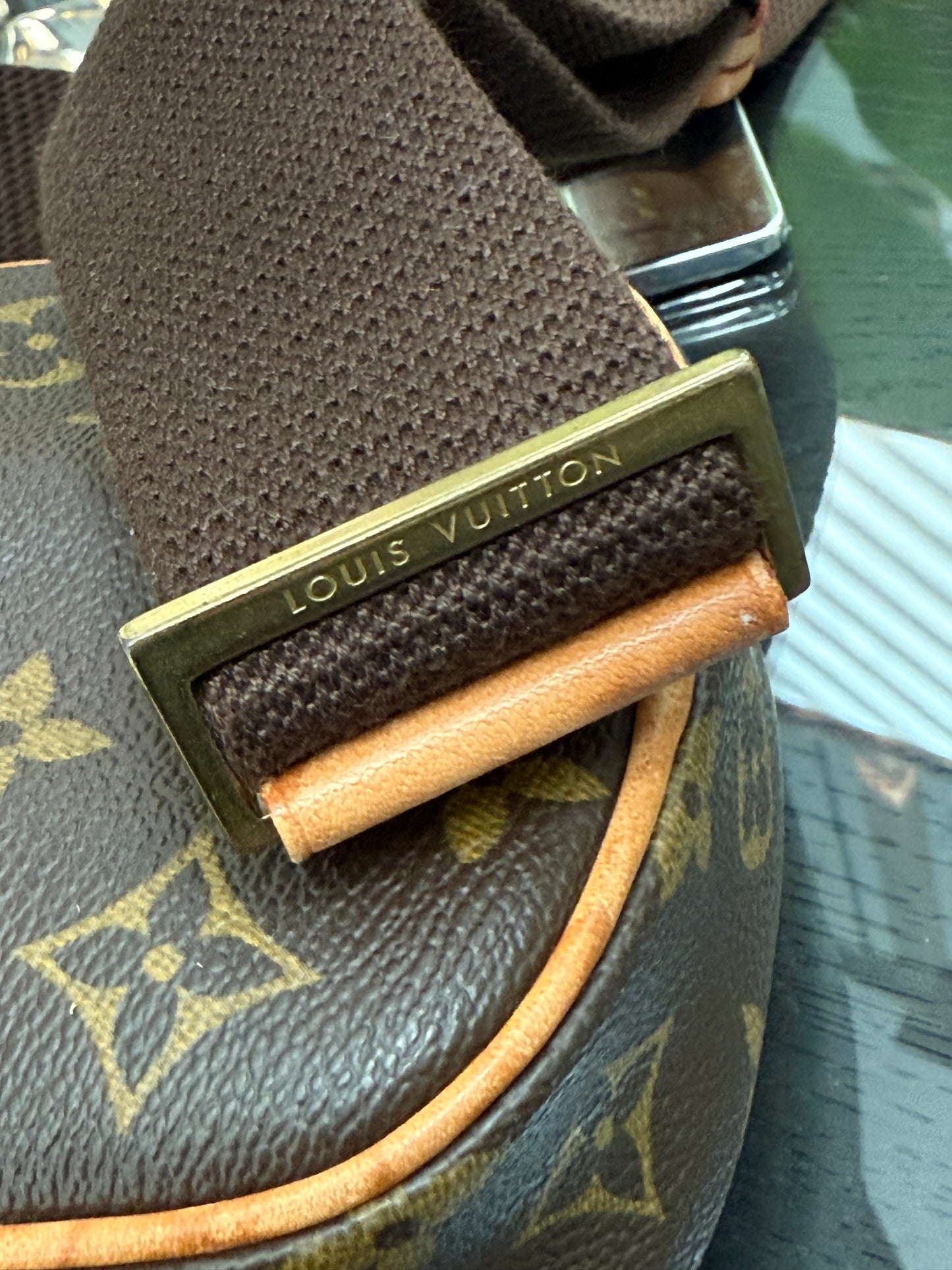 Pochette Gange -Year: 2004
