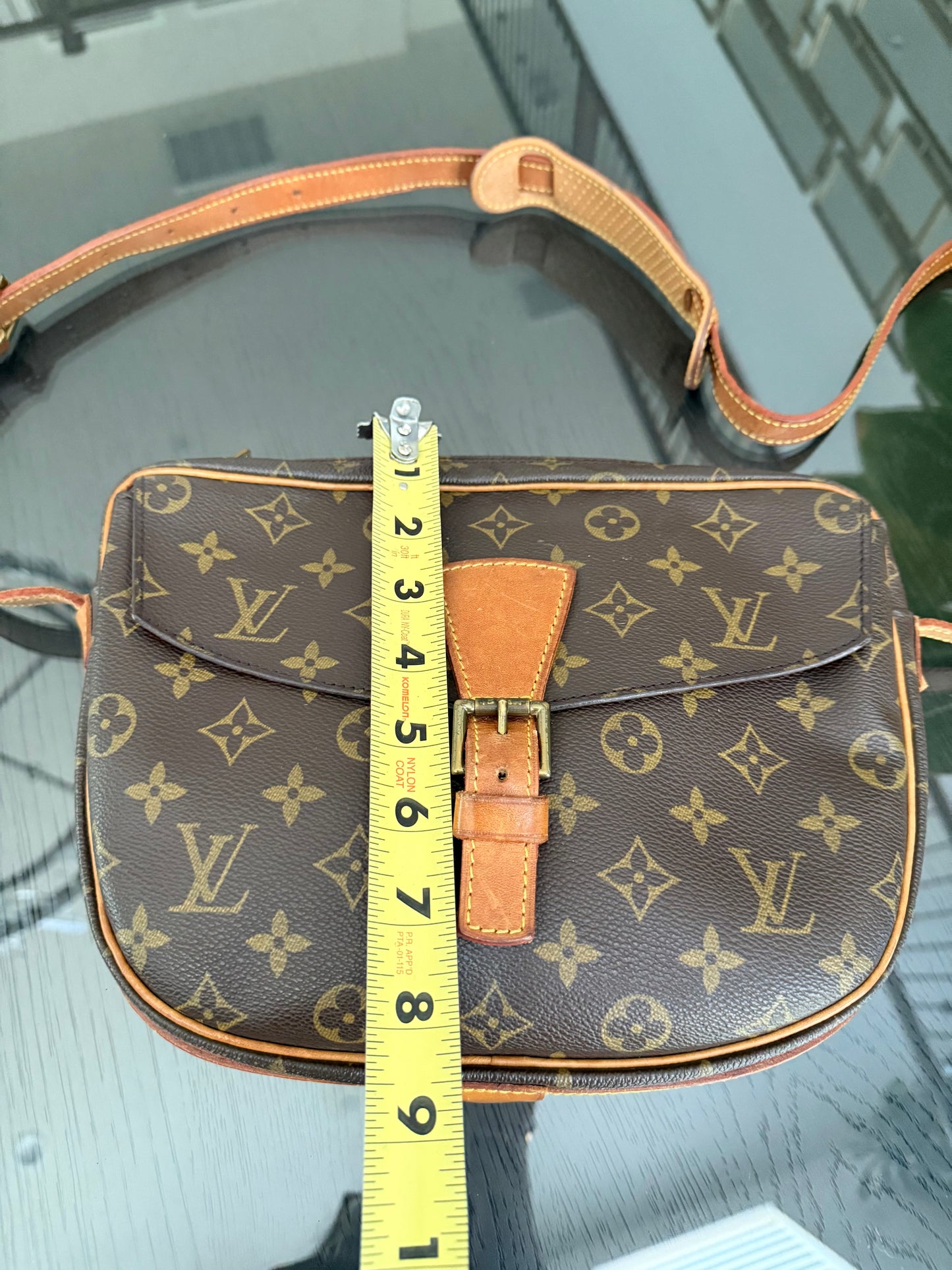 Jeaunefille GM Crossbody 🗓️ Year: 1990
