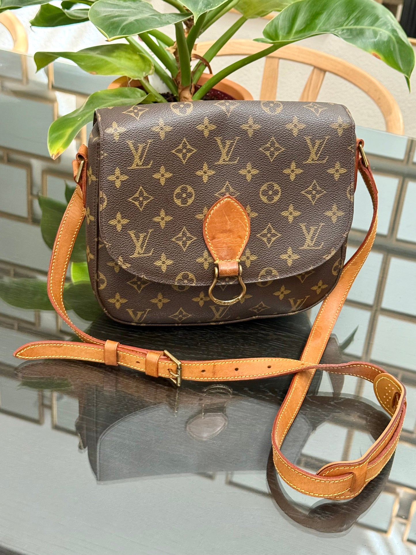 St.Cloud GM Crossbody 🗓️ Year:2000