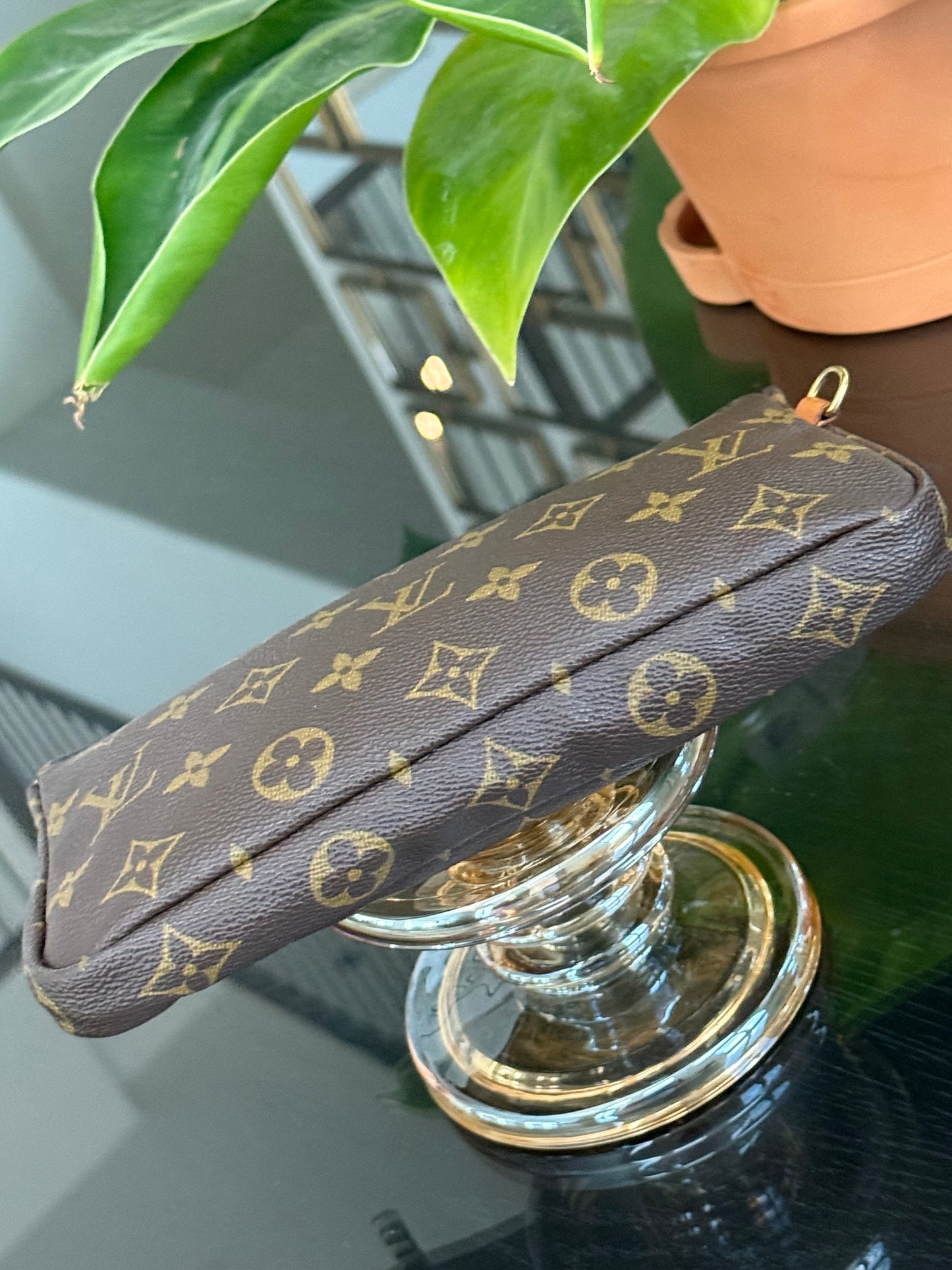 Sac Shopping Pouch with Generic Gold Strap