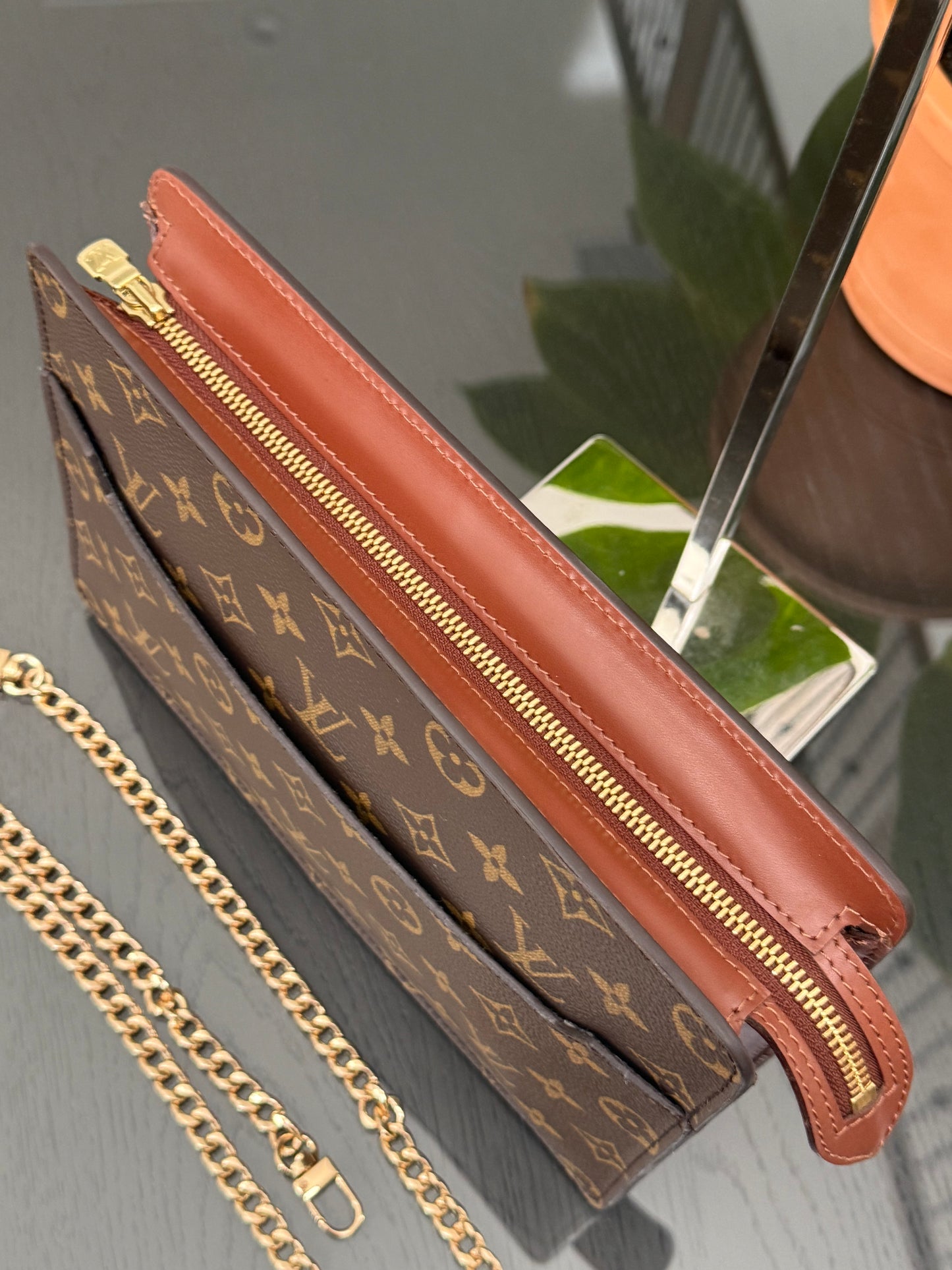 Pochette Homme Clutch-🗓️ Year: 1999