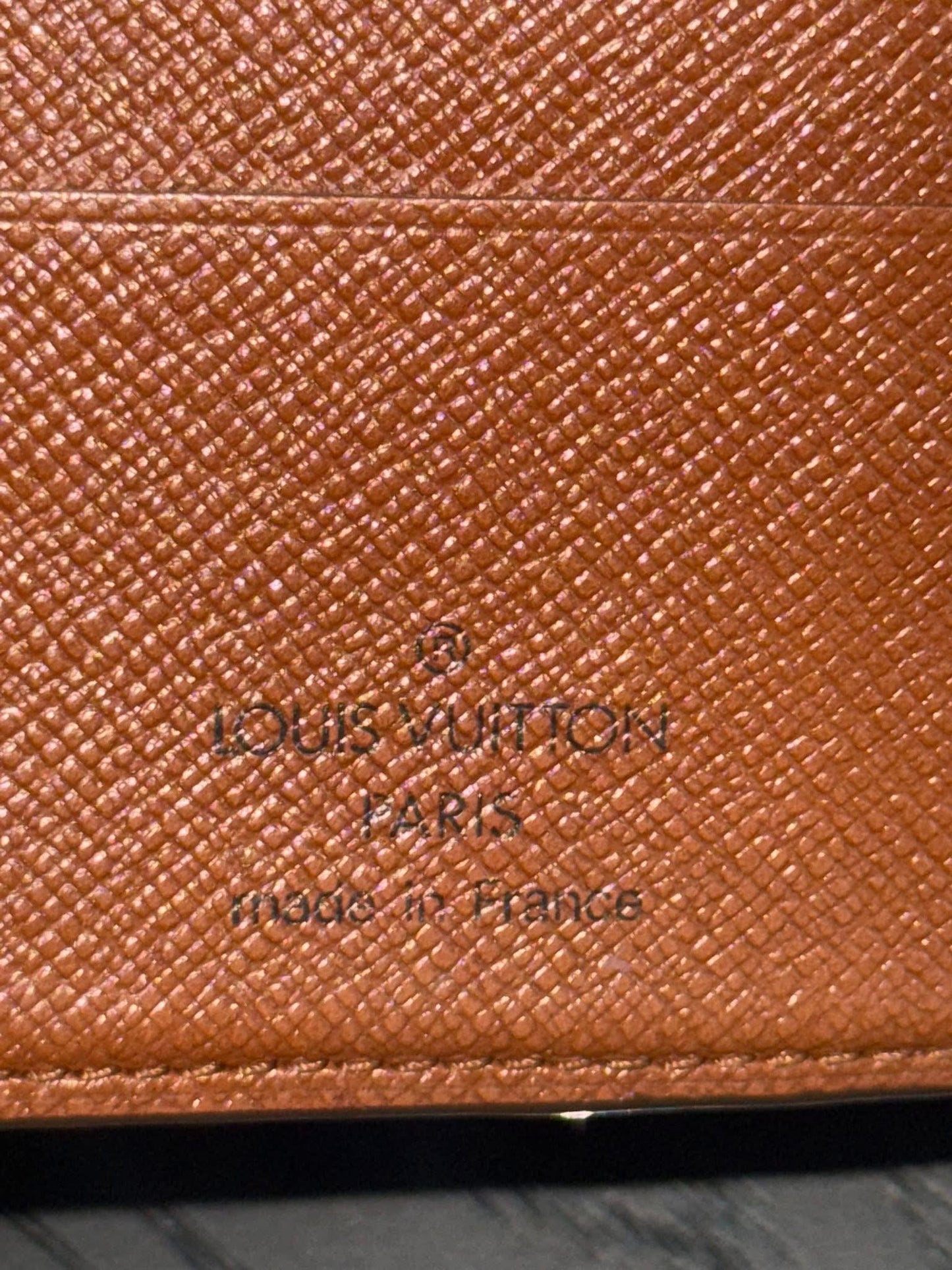 Monogram Papier Zip Passport Wallet ๐๏ธ Year: 1997