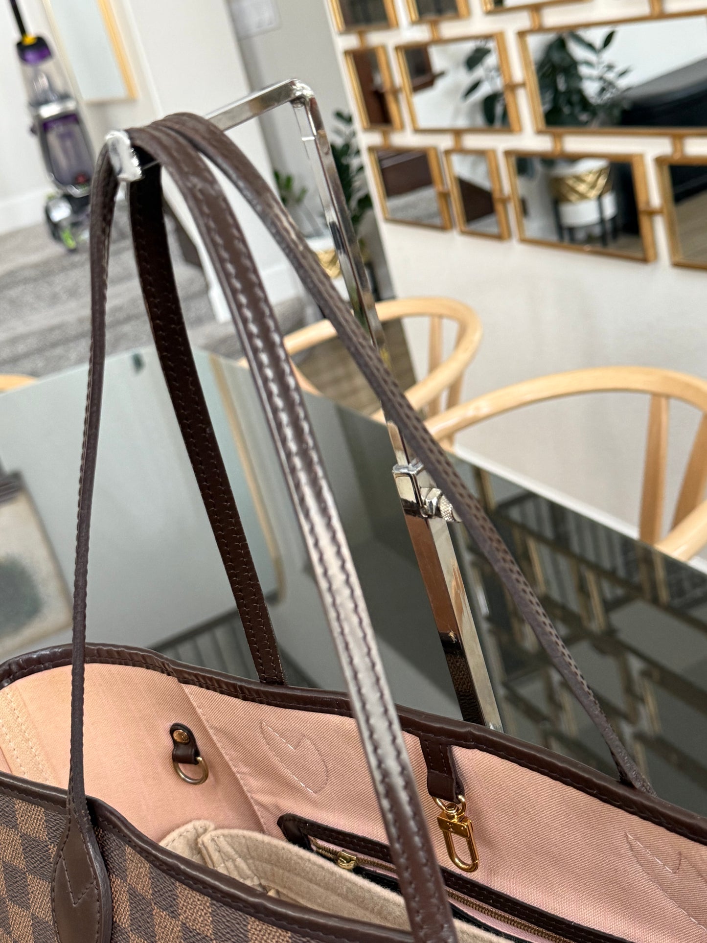 Neverfull MM in Rose Ballerine DE with Dustbag 🗓️ Year: 2016