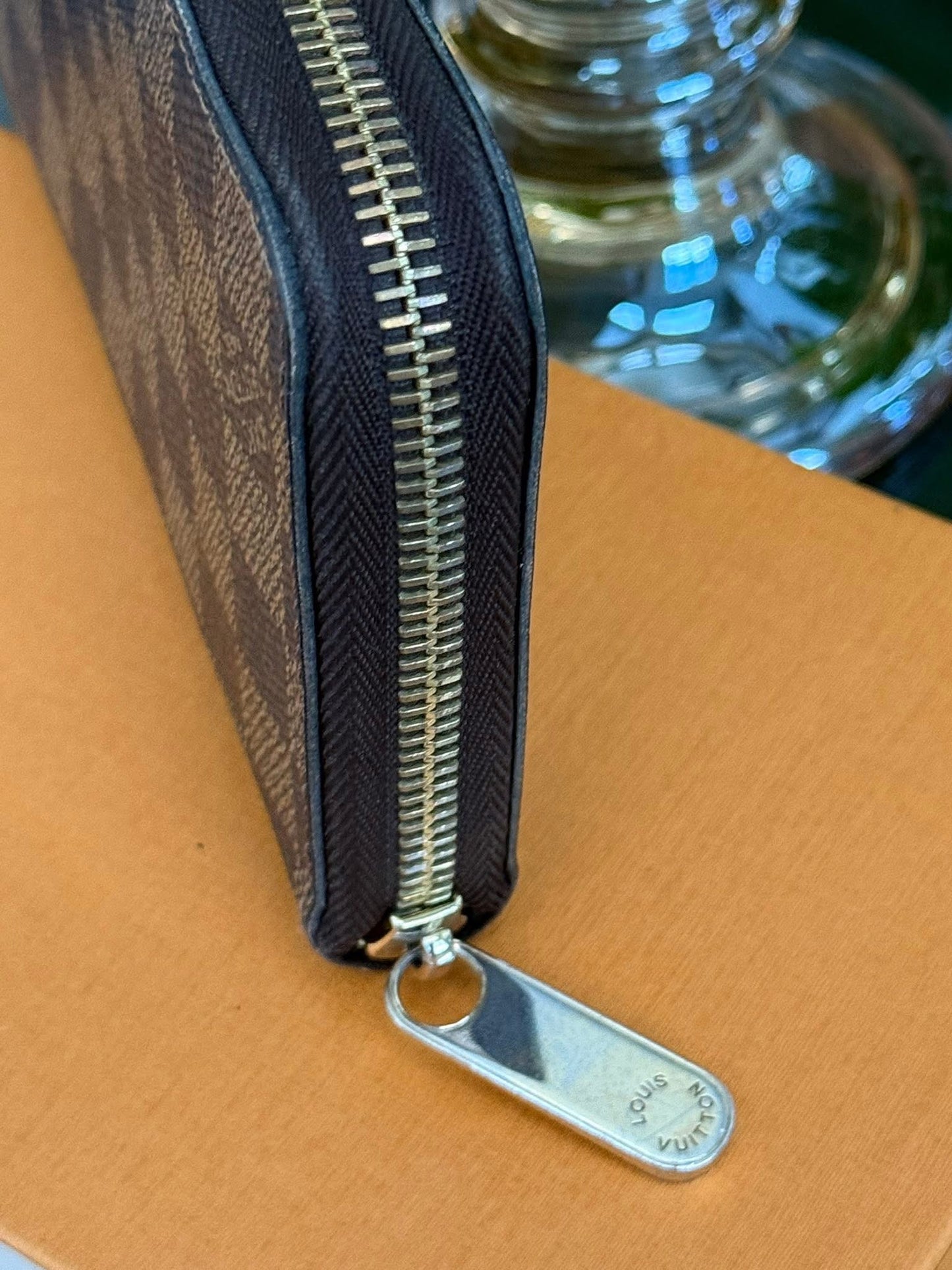 Zippy Long Wallet in DE with Box Year: 2013