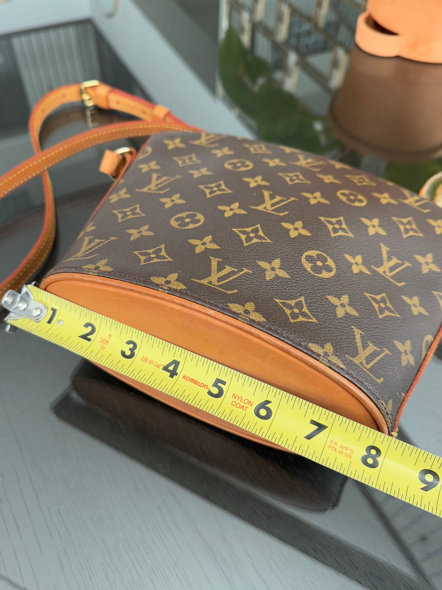 Drouot Crossbody -
π
Year: 2001