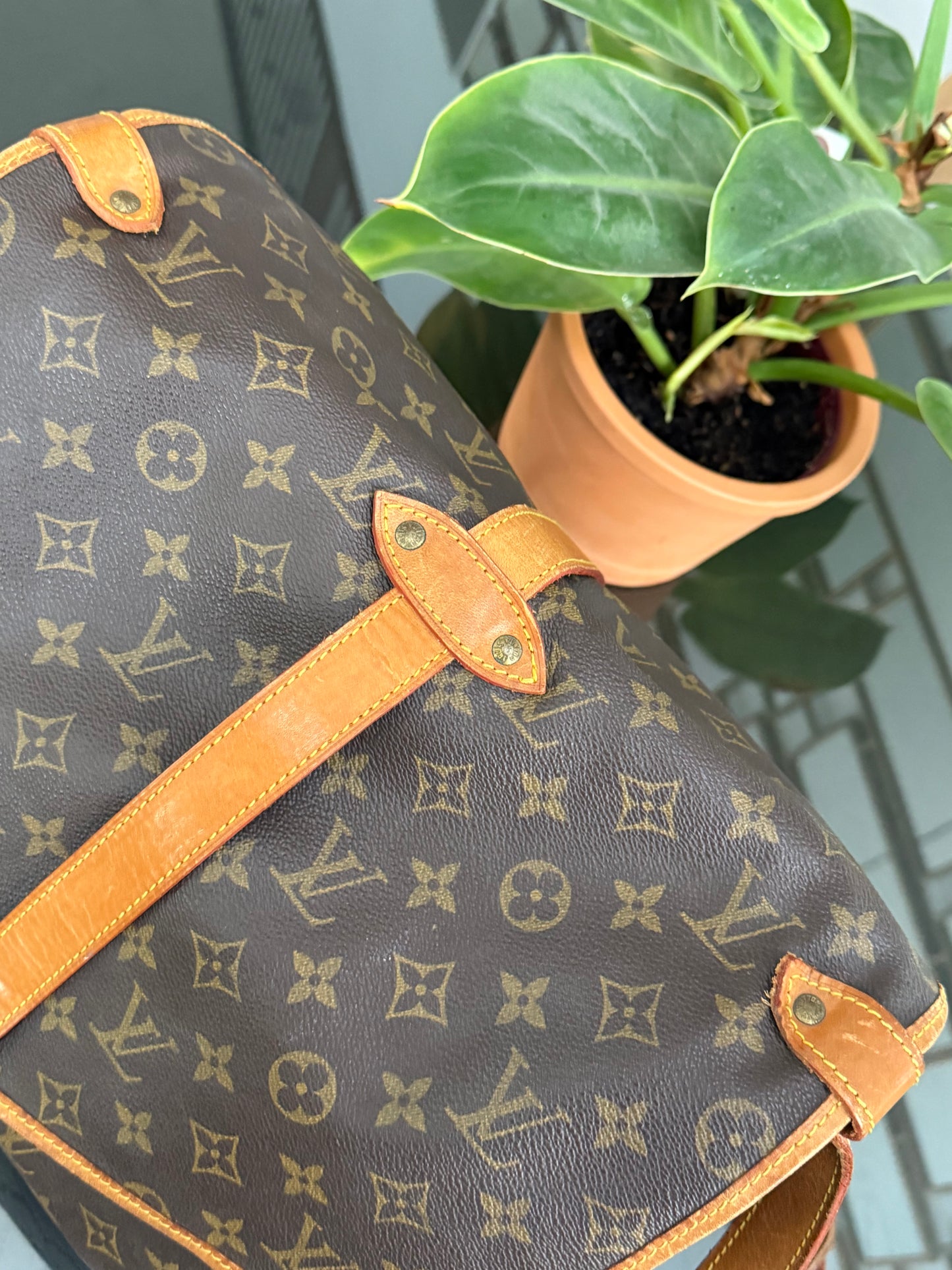 Saumur 35 Crossbody -๐๏ธ Year: 1992