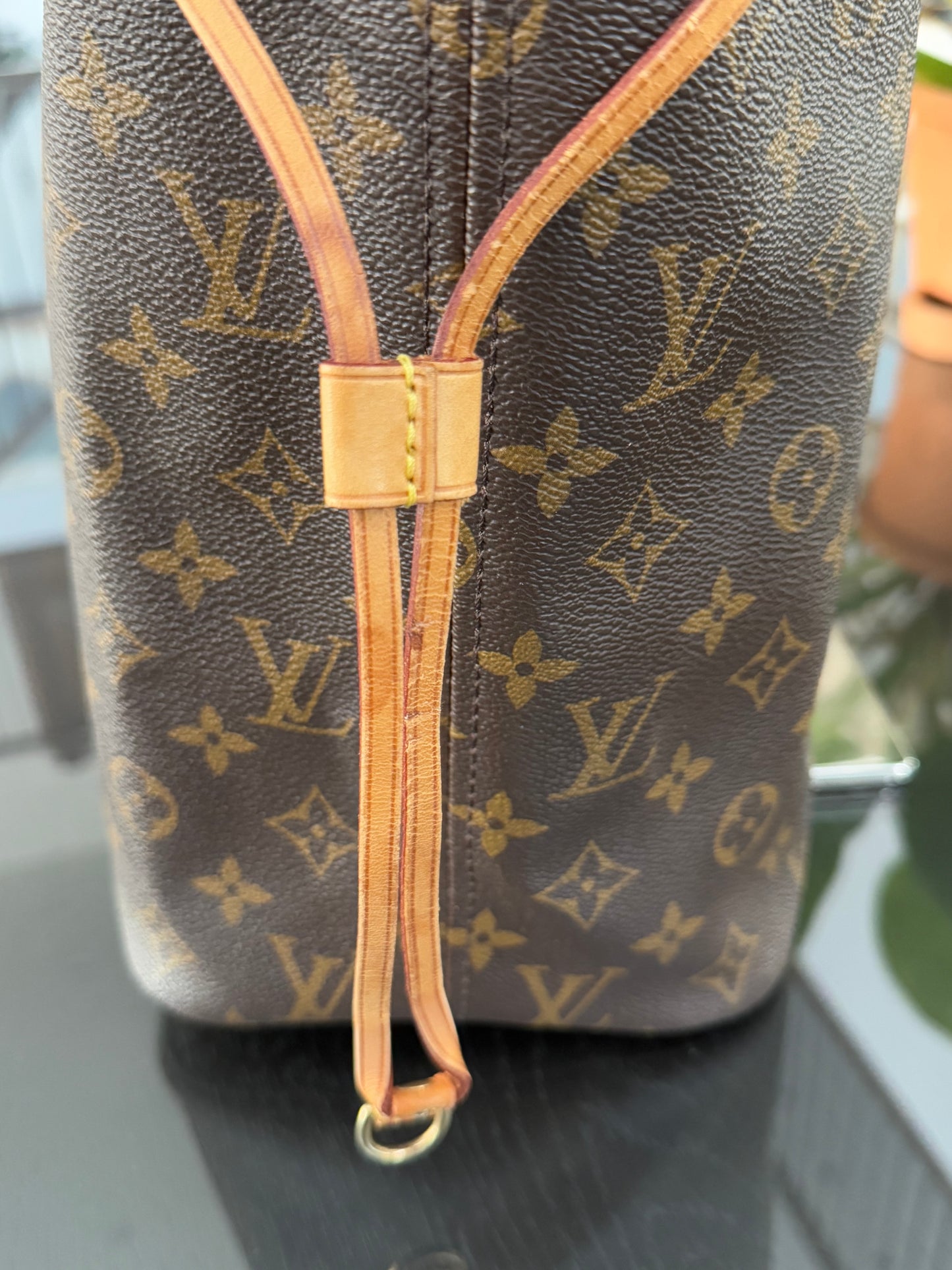 Neverfull MM with Dustbag and Insert Organizer -๐๏ธ Year: 2011