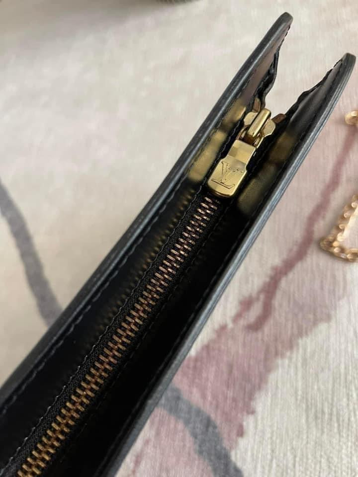 Pochette Homme Epi Converted to Crossbody -Year 1995