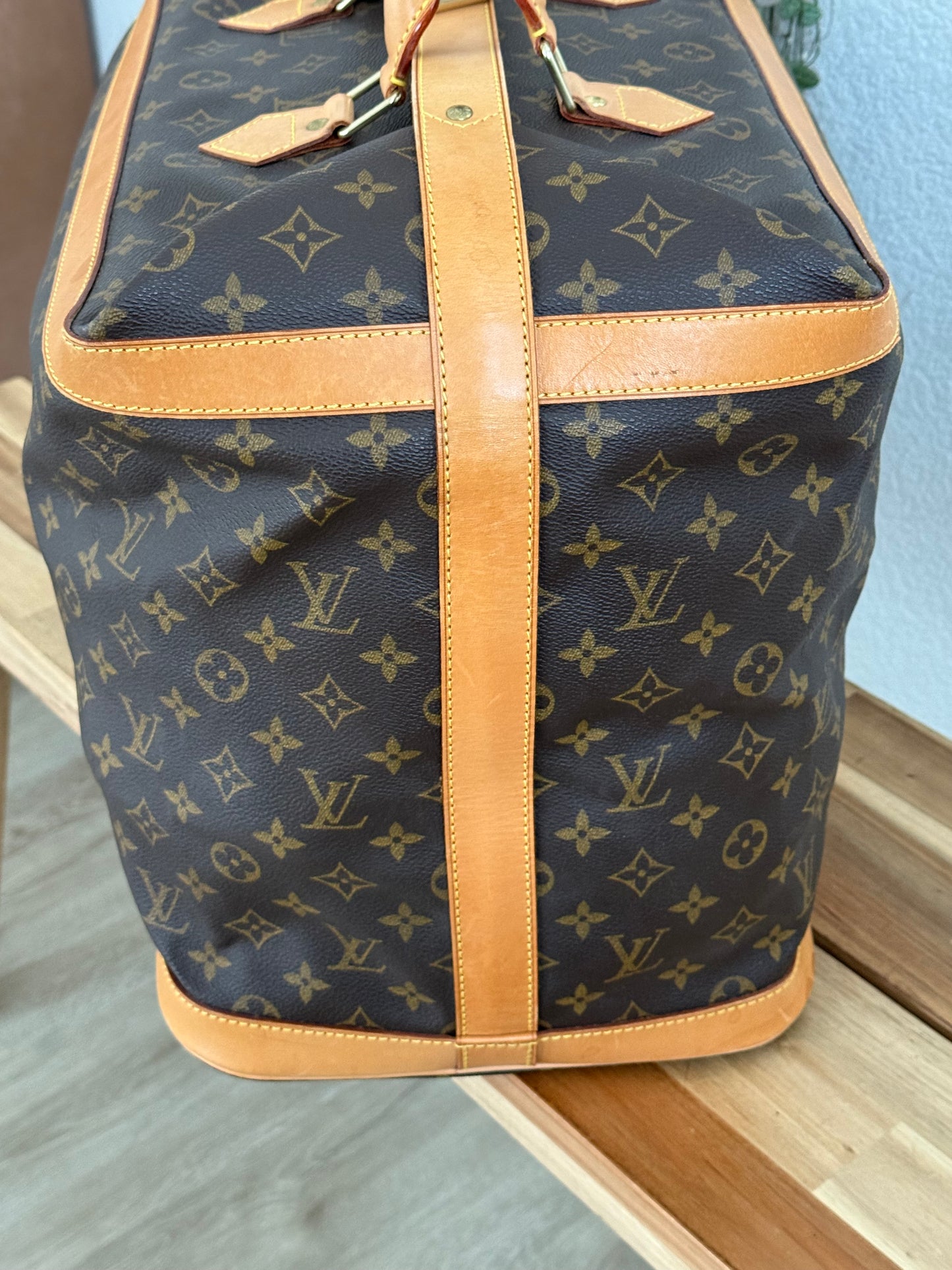 Cruiser 45 with Luggage tag and poignet ποΈ Year: 1999