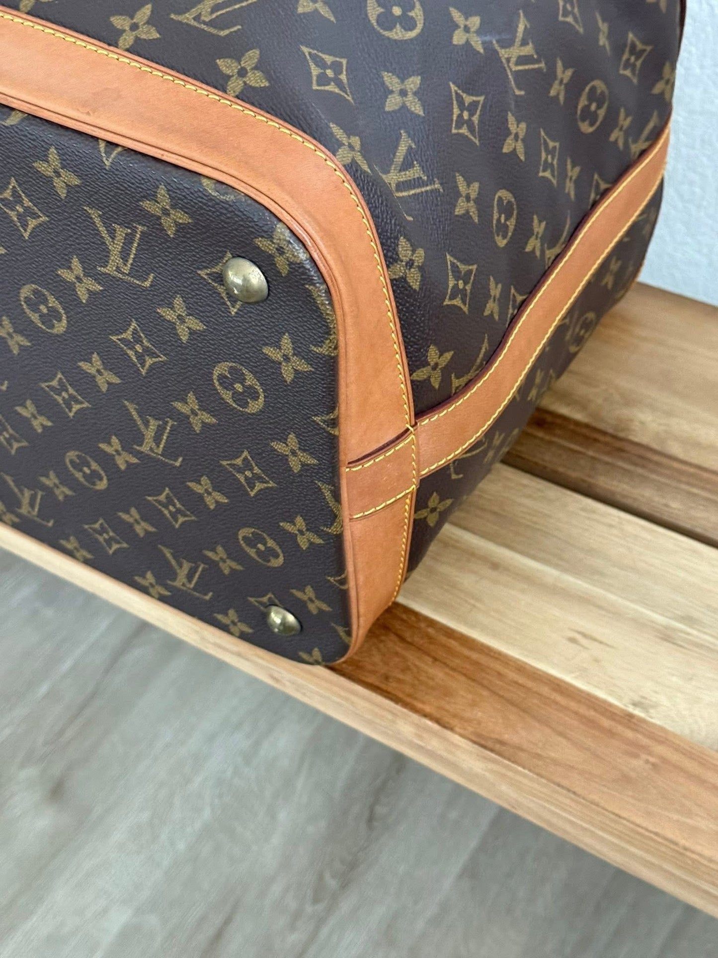 Cruiser 45 with Luggage tag and poignet -ποΈ Year: 2001