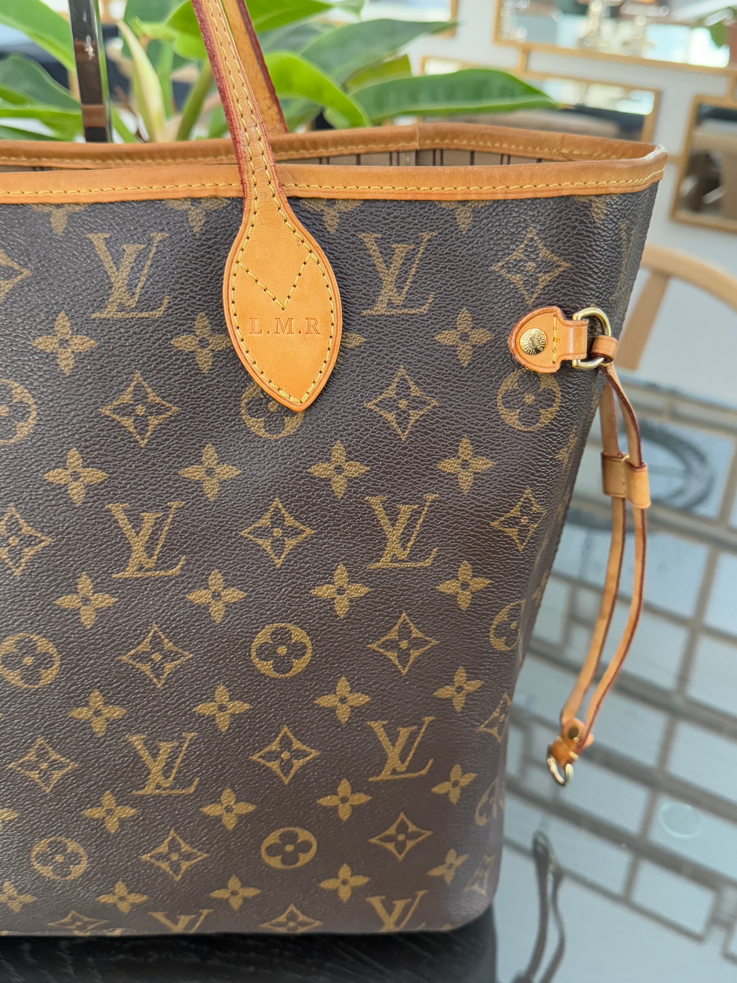 Neverfull MM with Dustbag and Insert Organizer -๐๏ธ Year: 2011