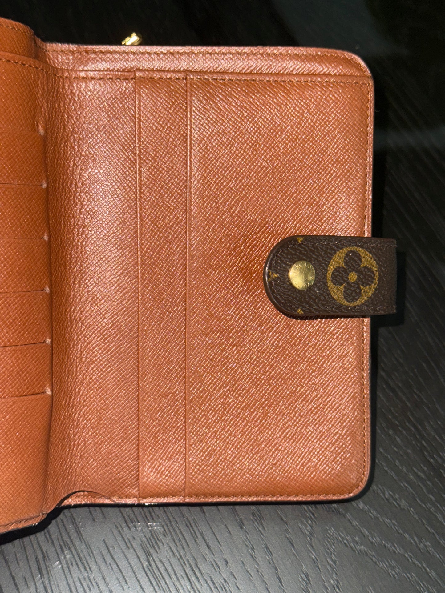 Monogram Papier Zip Passport Wallet -๐๏ธ Year: 1997