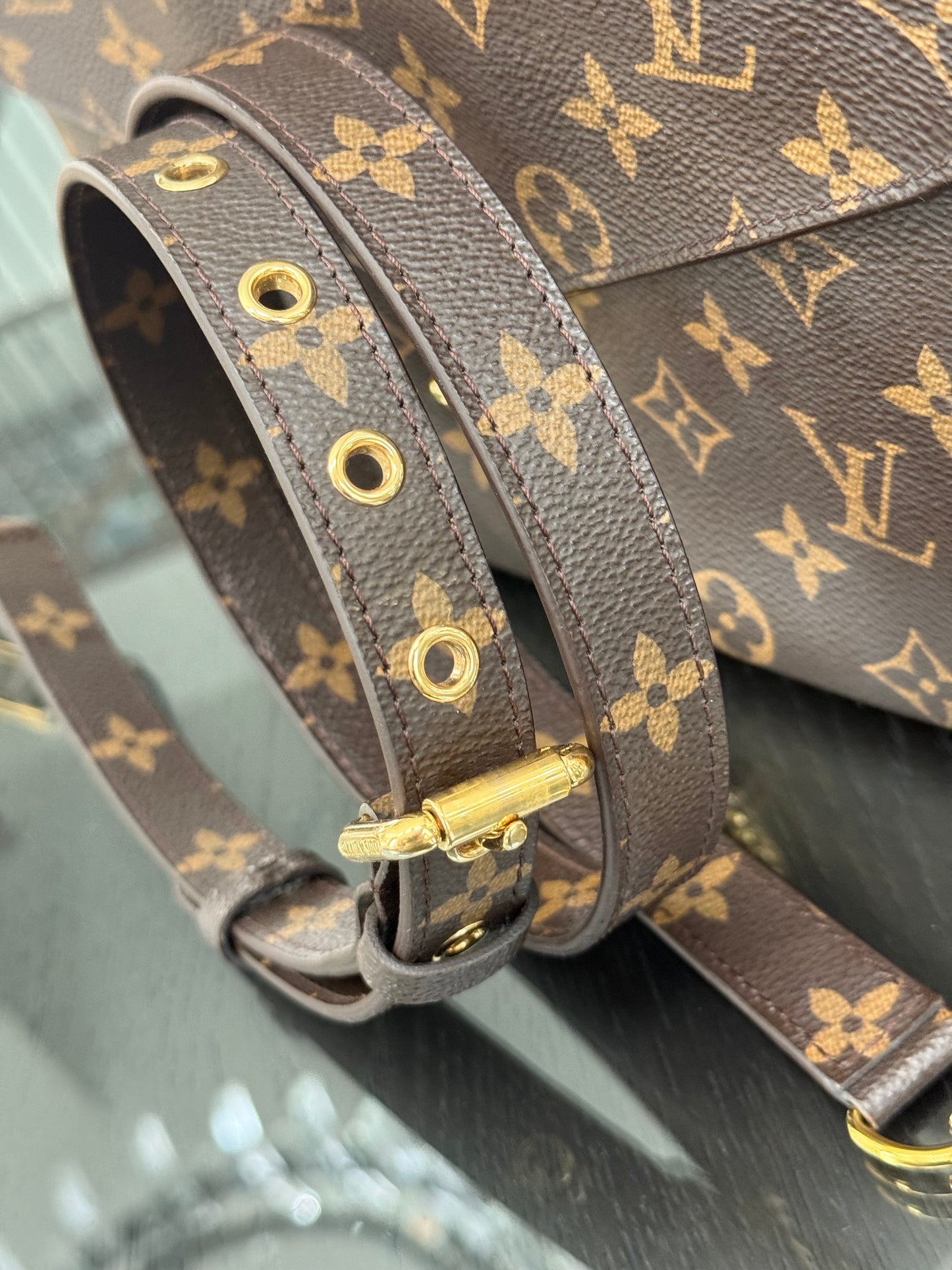 Pochette Metis with Box, Dustbag and Paper bag -Microchip & Authenticed