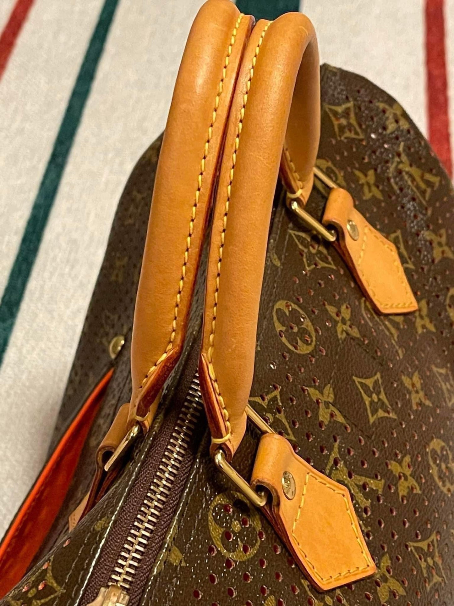 Speedy 30 Orange PERFORATED LIMITED EDITION - ๐๏ธ Year: 2006
