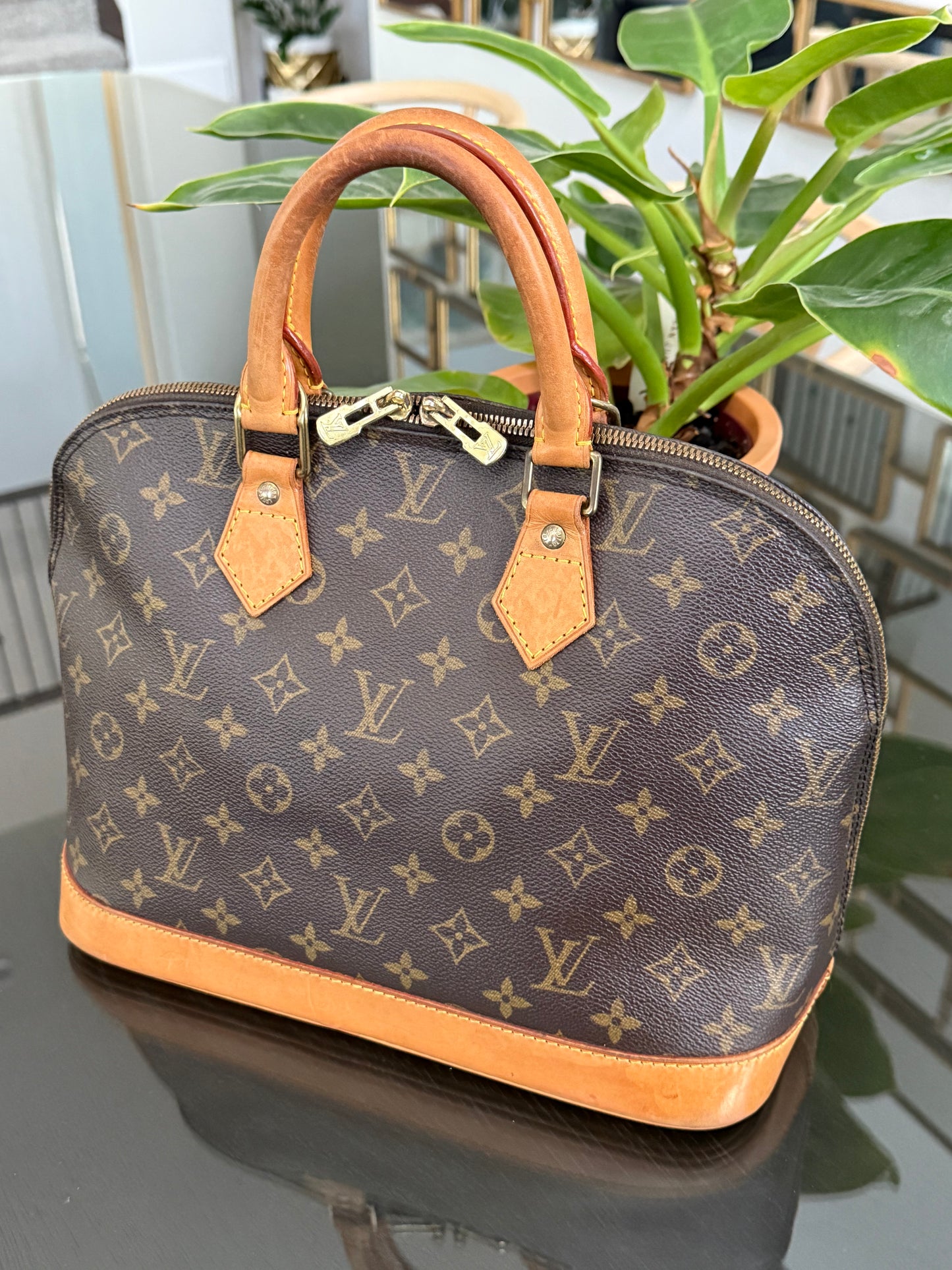 Alma PM in Monogram- 🗓️ Year: 1995