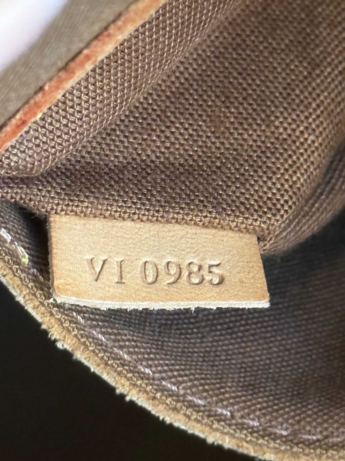Alma PM in Monogram- 🗓️ Year: 1995