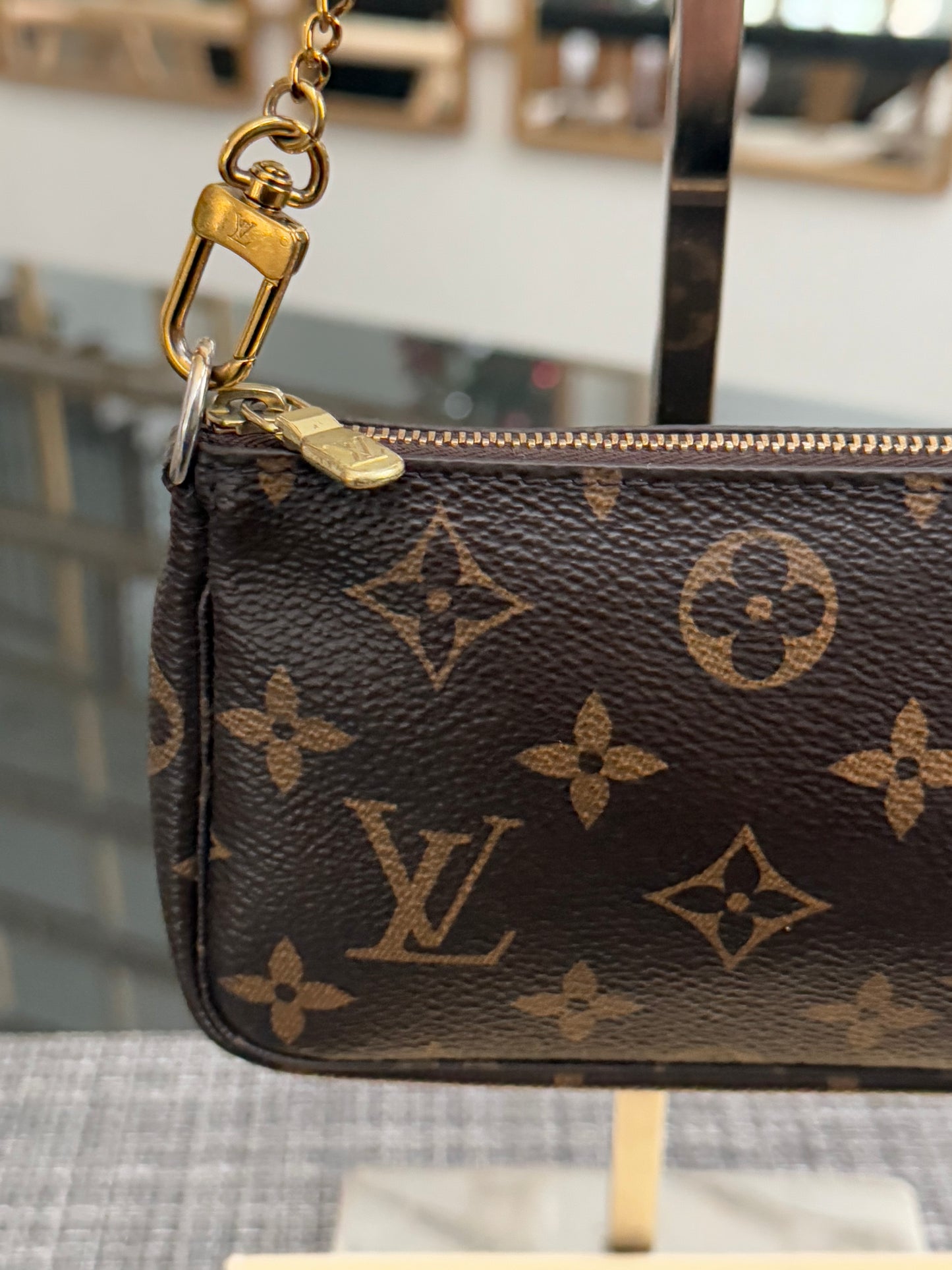 Mini Pochette Accessories with Dustbag - ๐
Year: 2017