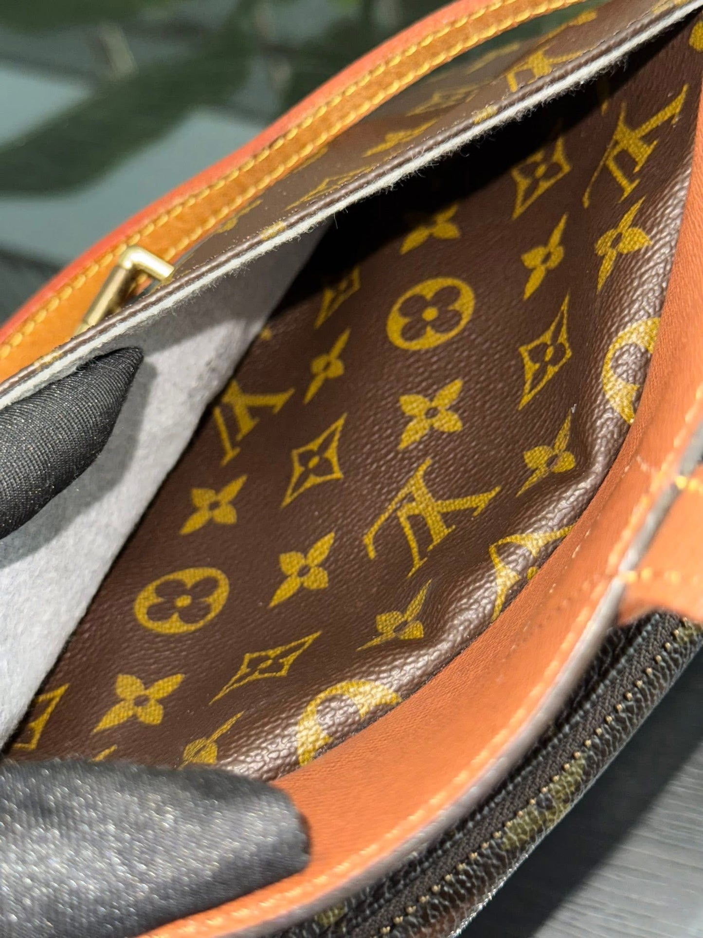 Jeaunefille PM Crossbody - π
Year: 1995
