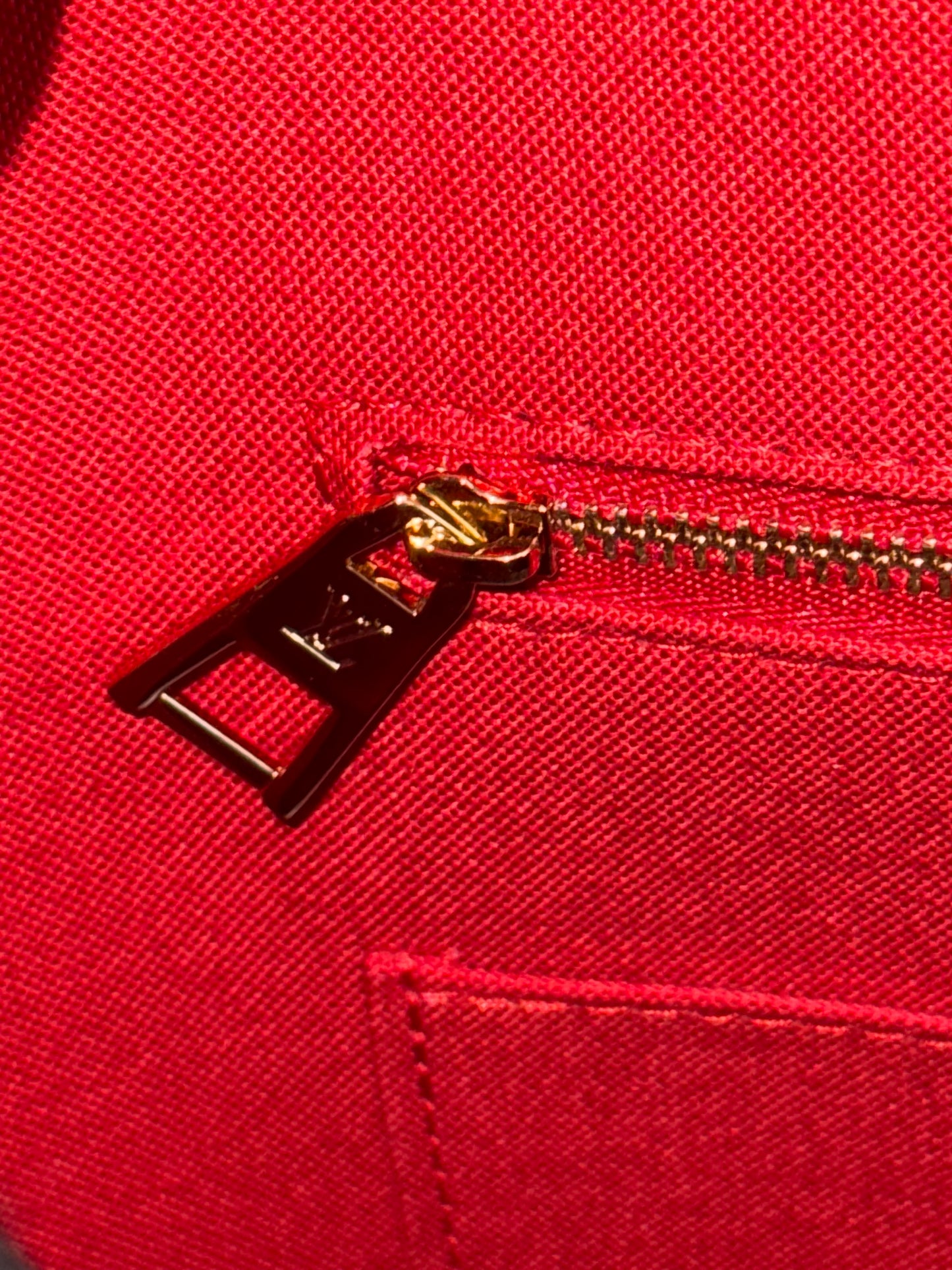 On The Go GM in Monogram -Microchip