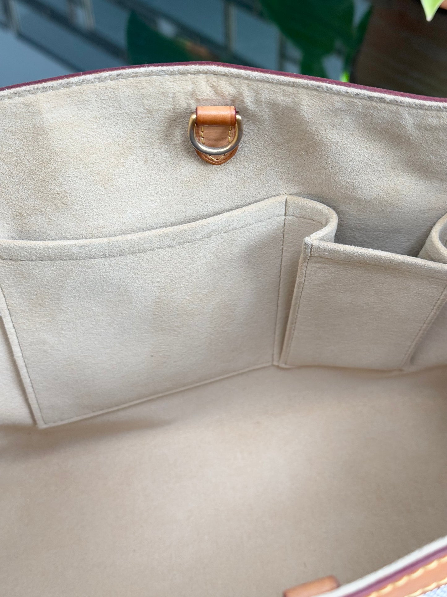 Hampstead PM Azur with Insert Organizer and Paper bag
๐๏ธ Year: 2008