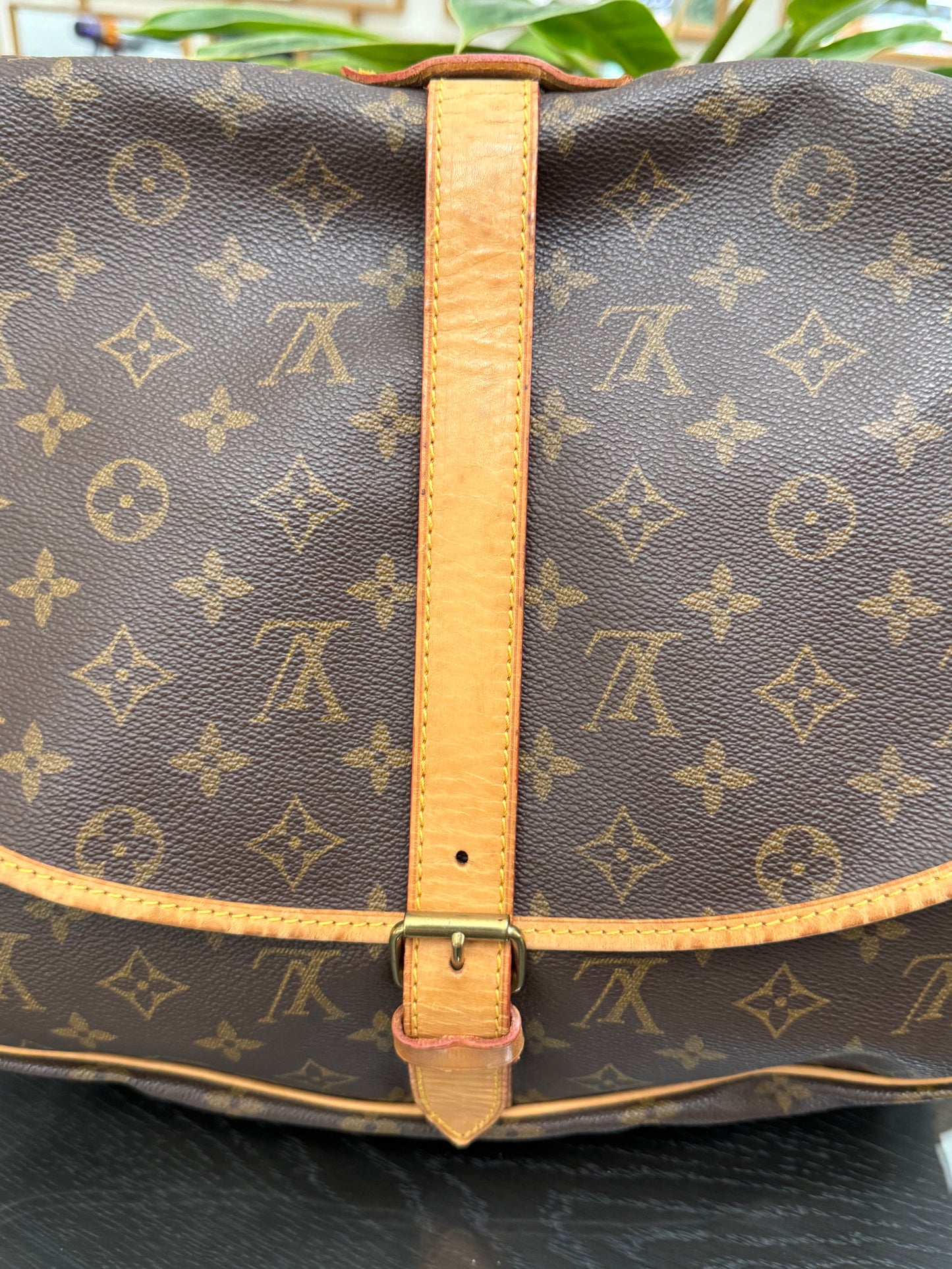 Saumur 35 Crossbody -๐๏ธ Year: 1992