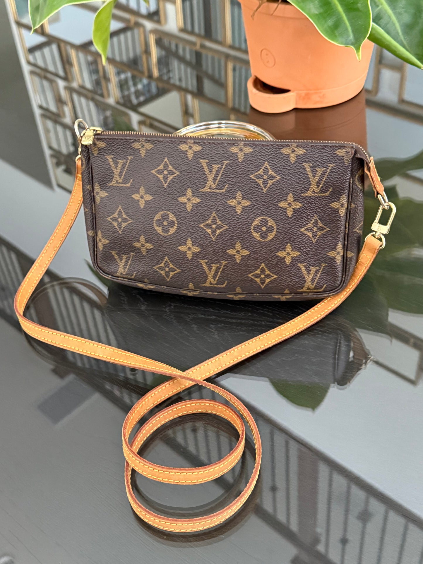 Pochette Accessories with Crossbody Strap - π
Year: 1999