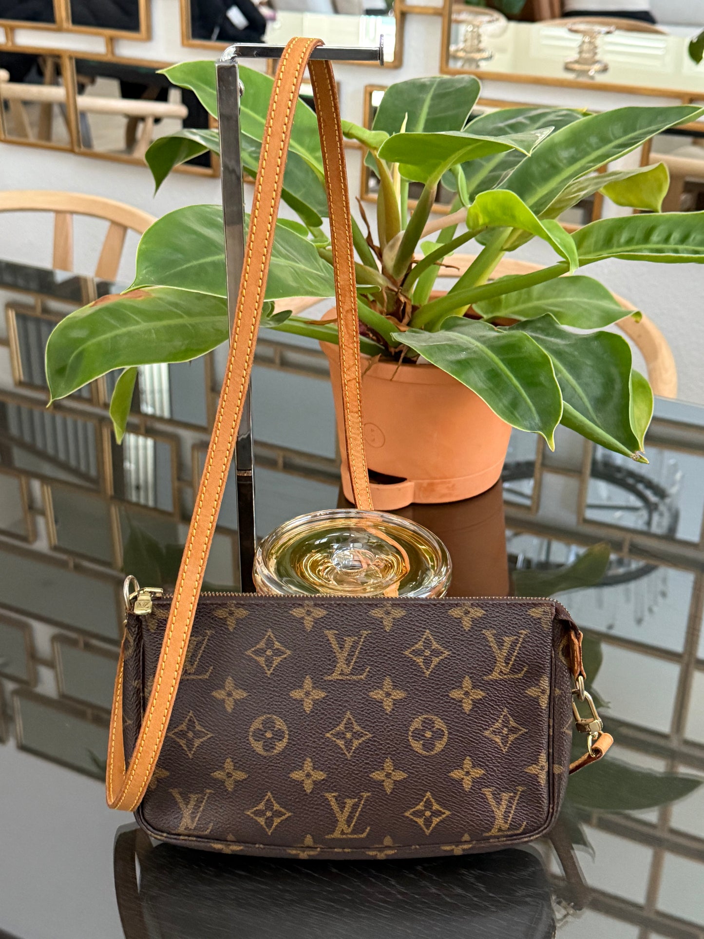 Pochette Accessories with Crossbody Strap - π
Year: 1999