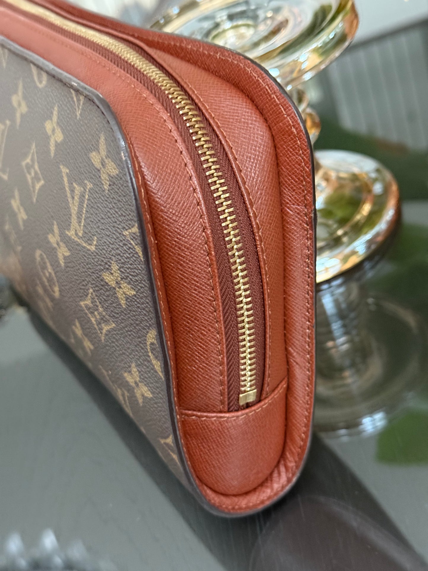 Orsay Clutch -
🗓️ Year: 2000