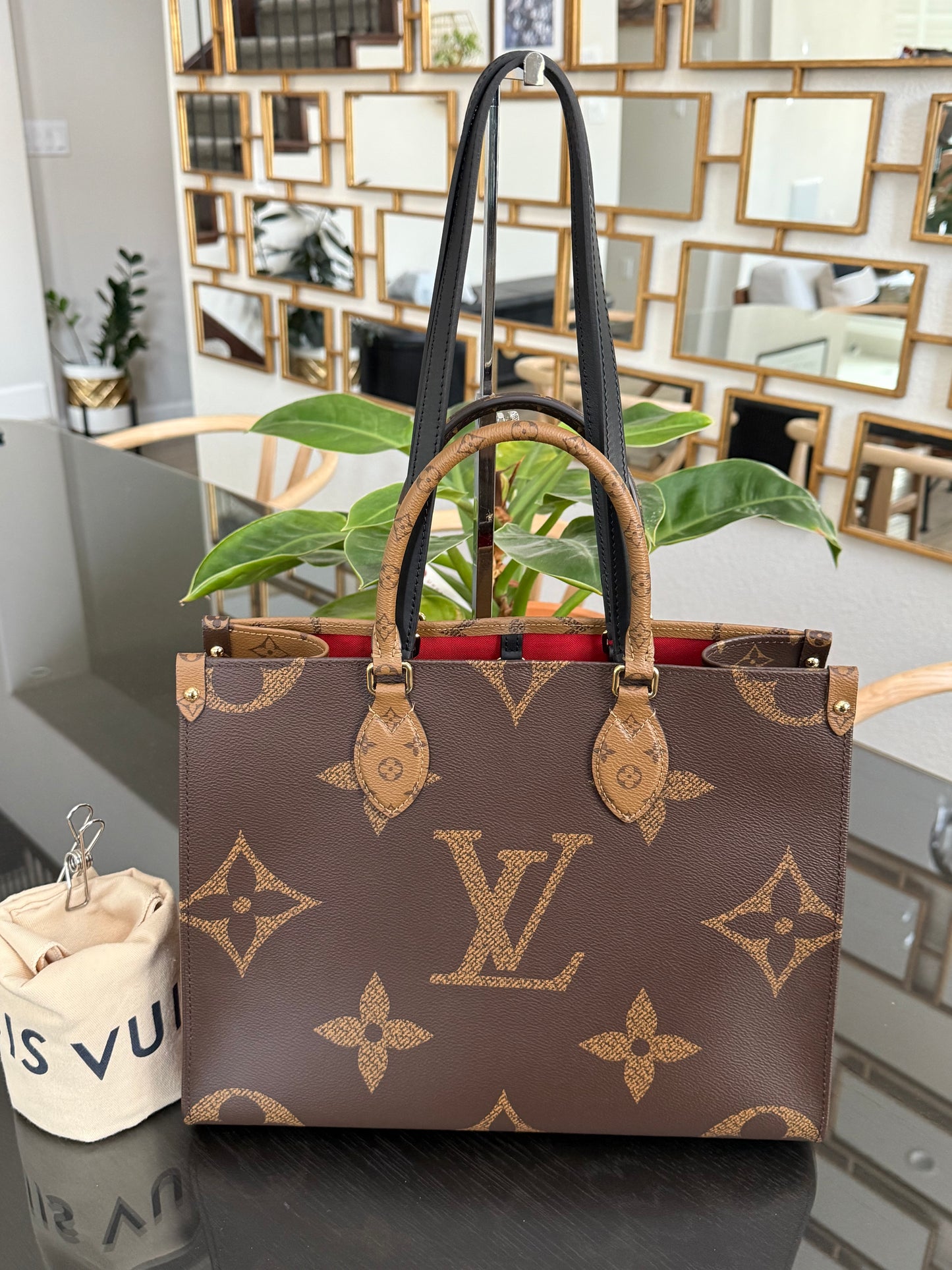 On The Go MM in Monogram with Dustbag -Microchip