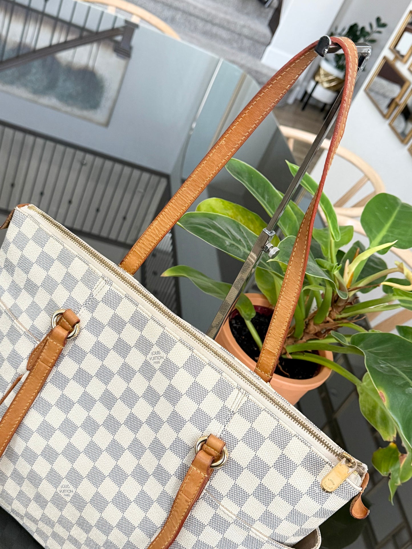 Totally MM in Azur with Dustbag and Insert Organizer -Year: 2010