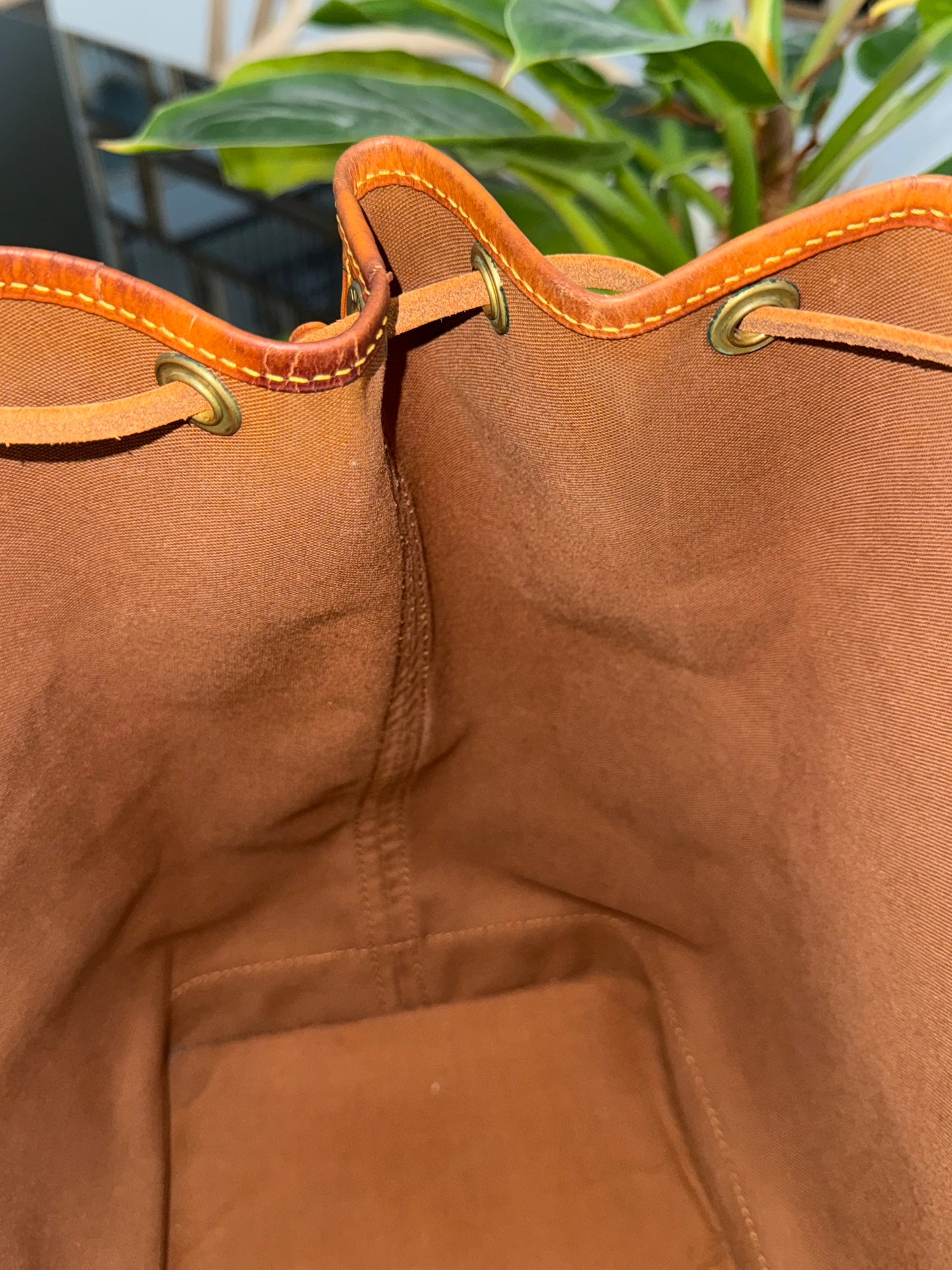 Noe GM in Monogram -๐๏ธ Year 1989
