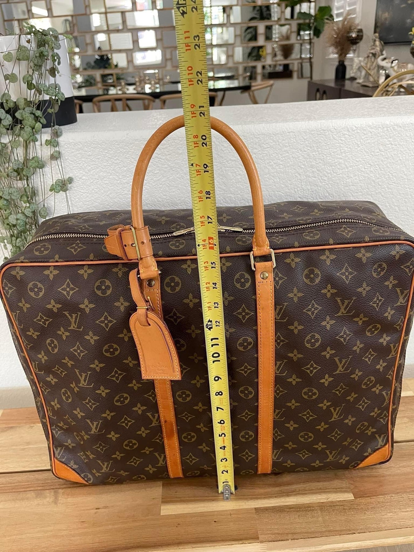 Sirius 50 Soft Suitcase Luggage - π
Year: 1994