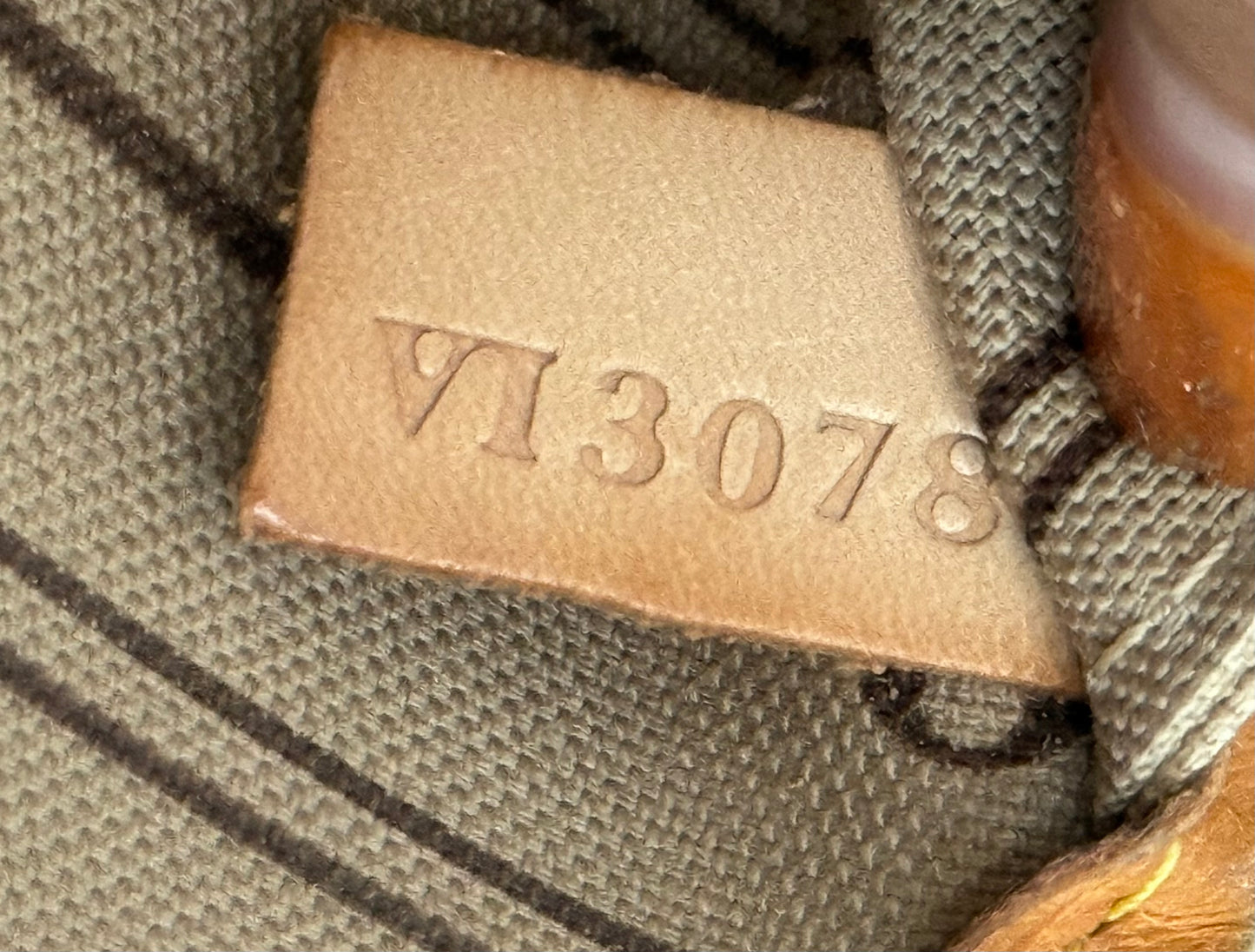 Neverfull MM with Dustbag 🗓️ Year: 2008