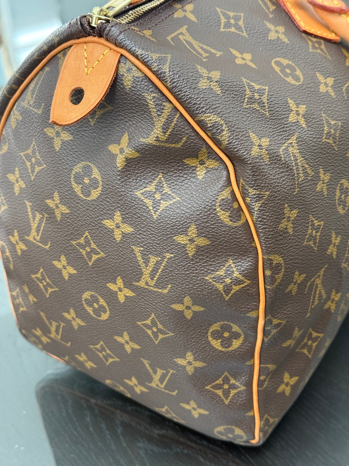 Speedy 40 with Dustbag- π
Year: 2000