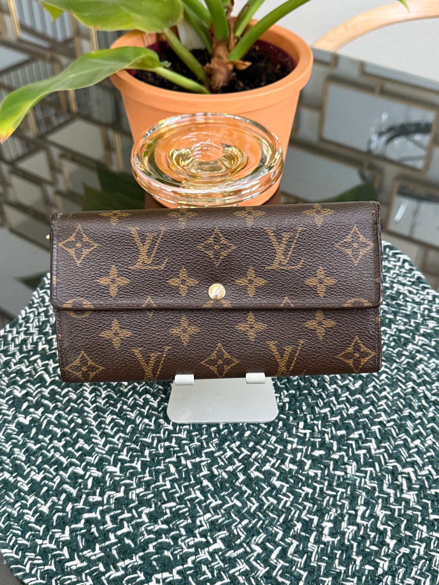 Sarah Wallet in Monogram with 10 Cardholders 🗓️ Year: 2012