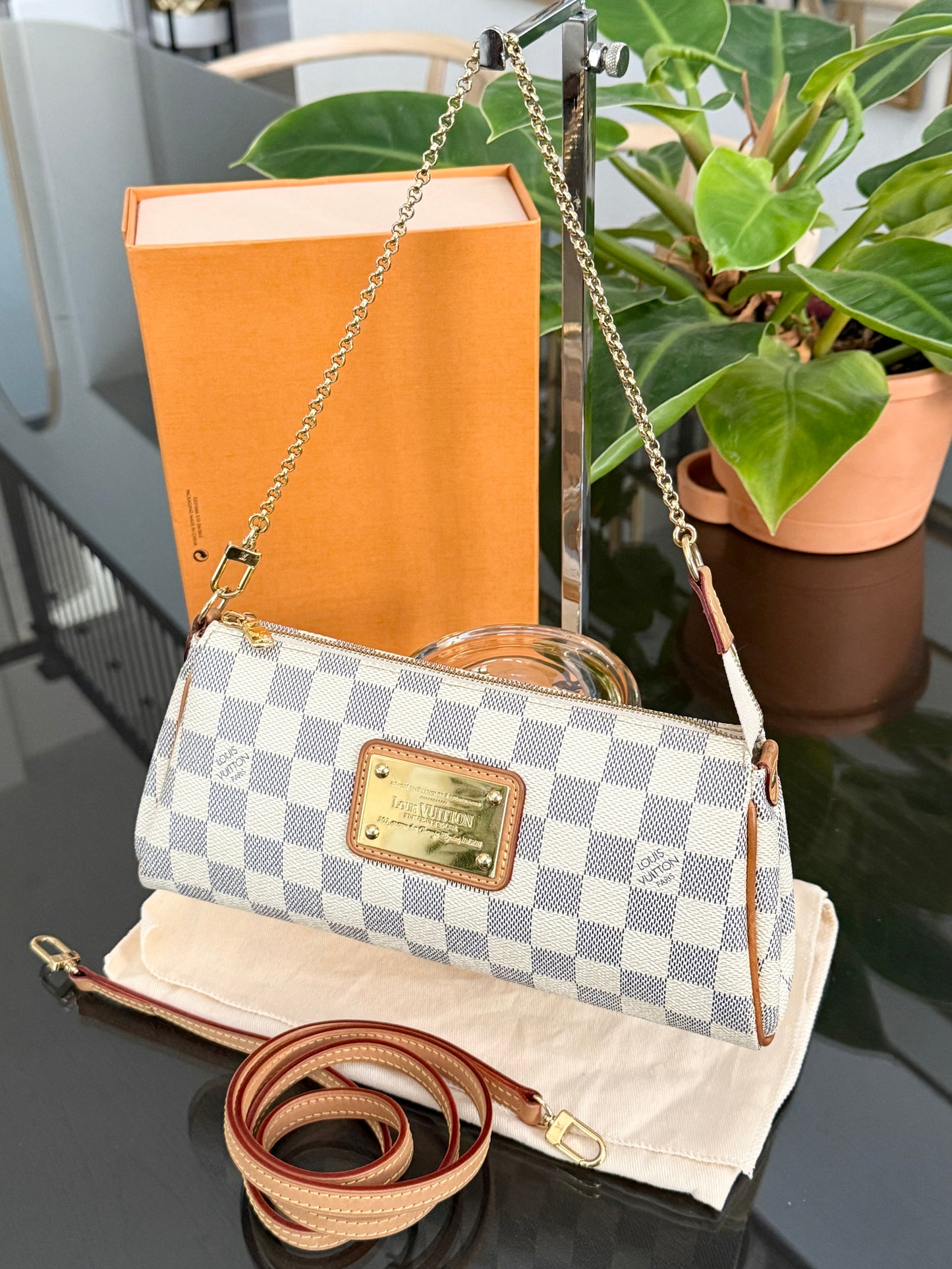 Eva Clutch in Azur with Dustbag and box ๐๏ธ Year: 2010