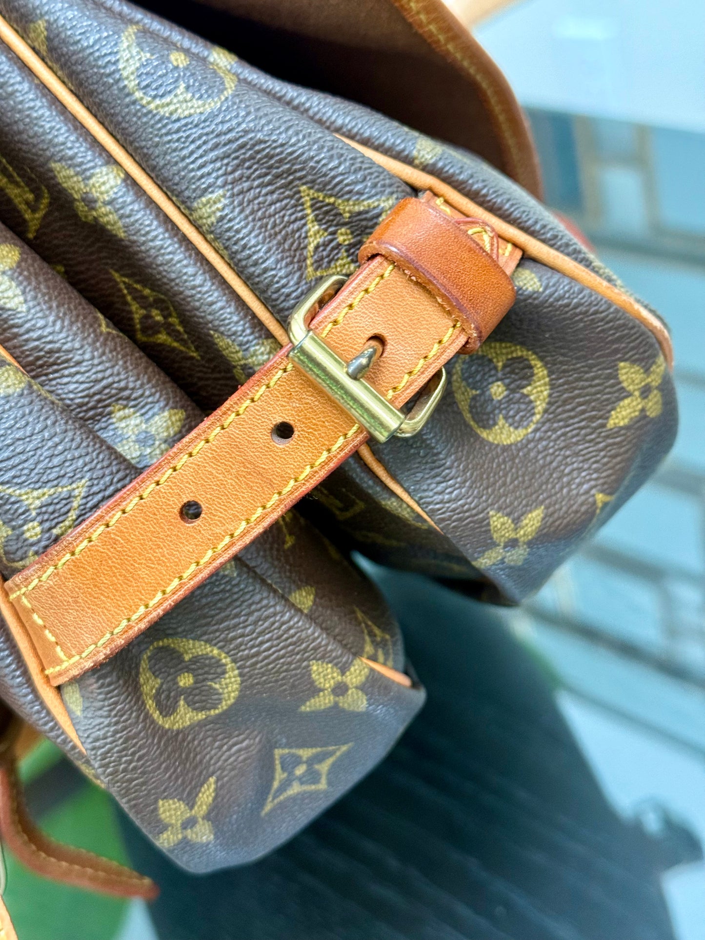 Saumur 30 Crossbody -Year: 1994