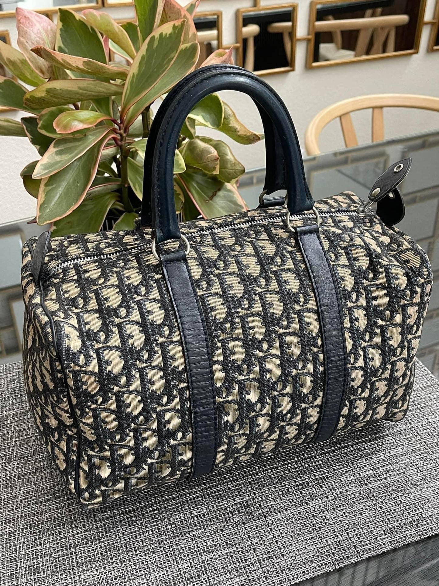 CD Trotter Vintage Boston Bag -Size: 25