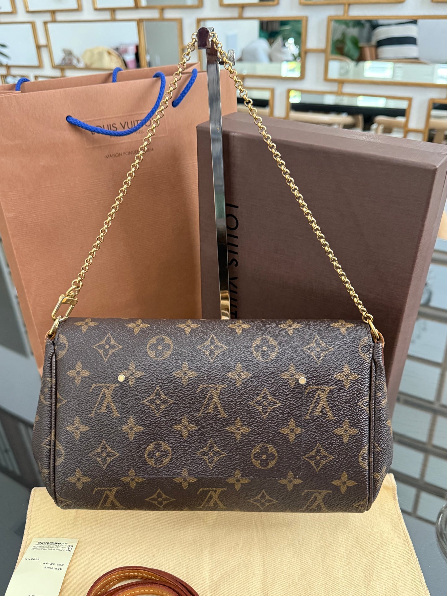 Favorite MM in Monogram with Dustbag, Box and Paper Bag -๐๏ธ Year: 2012