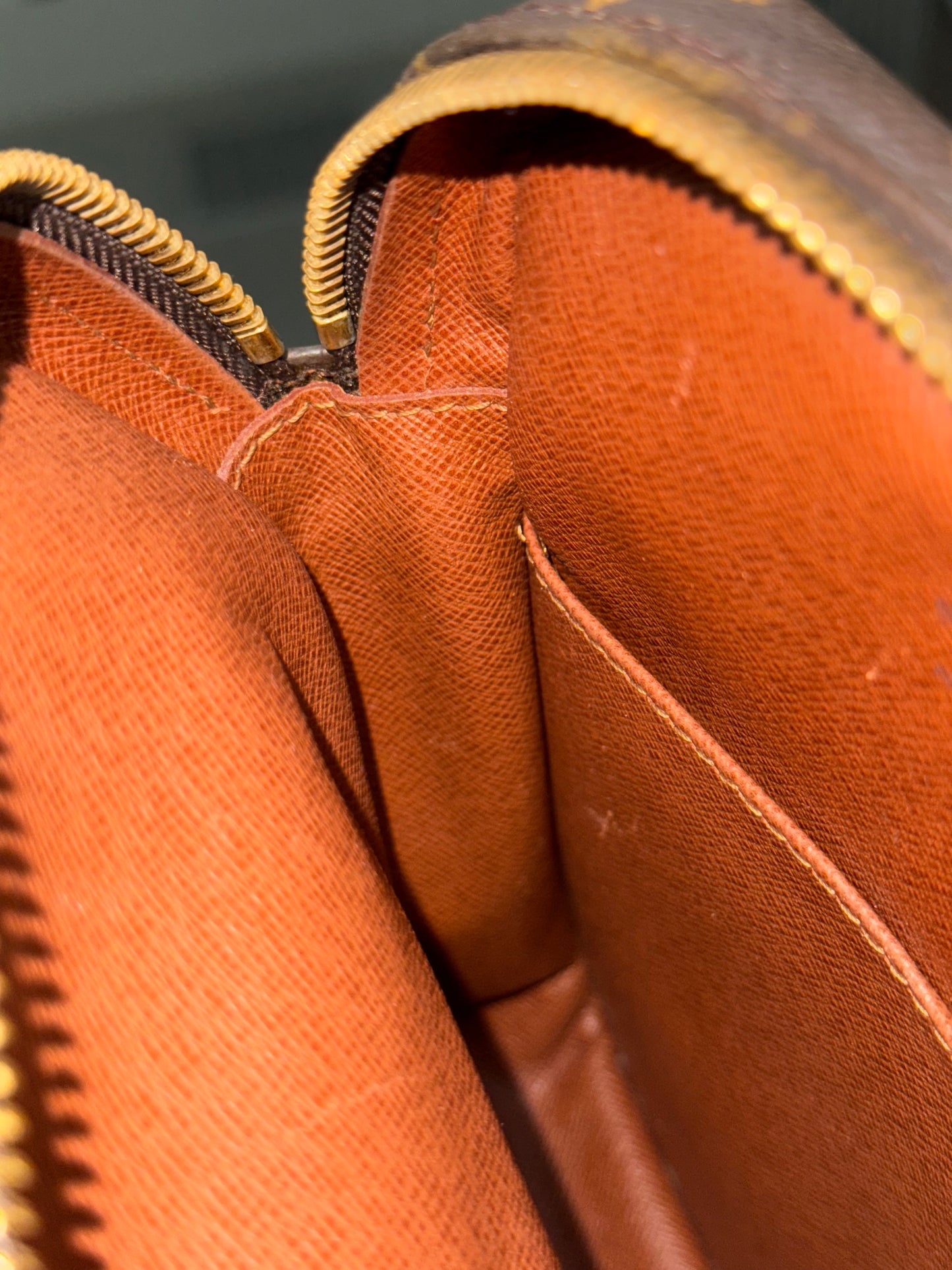 Amazon Crossbody Bag -Year: 1999